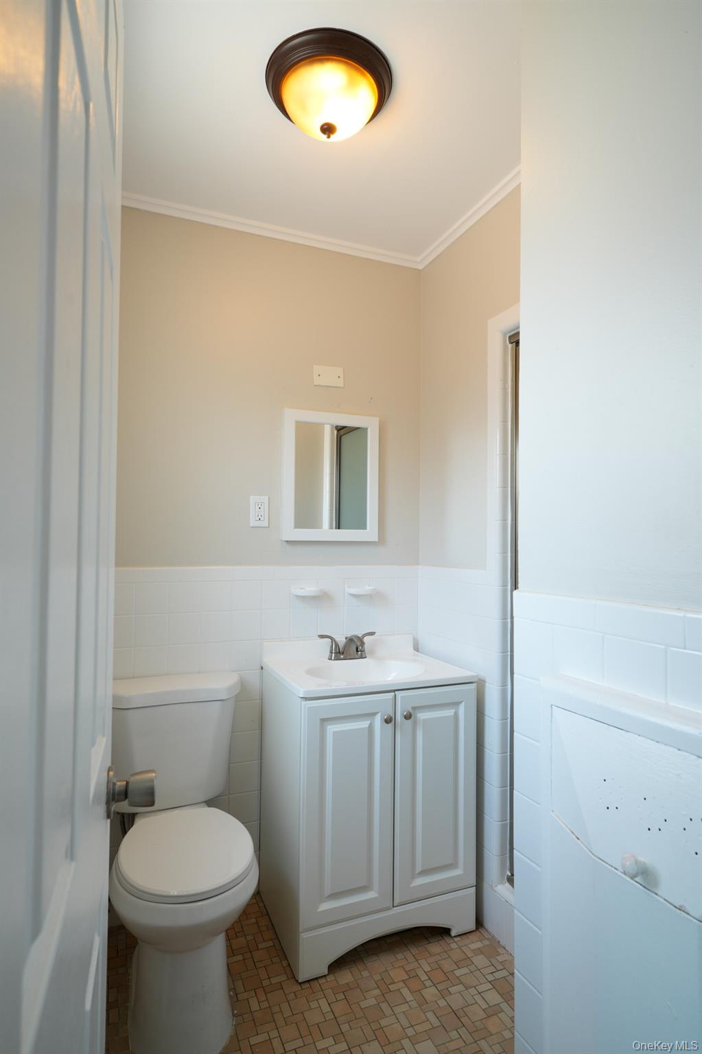 59 Troy Avenue Upper Property Photo 25
