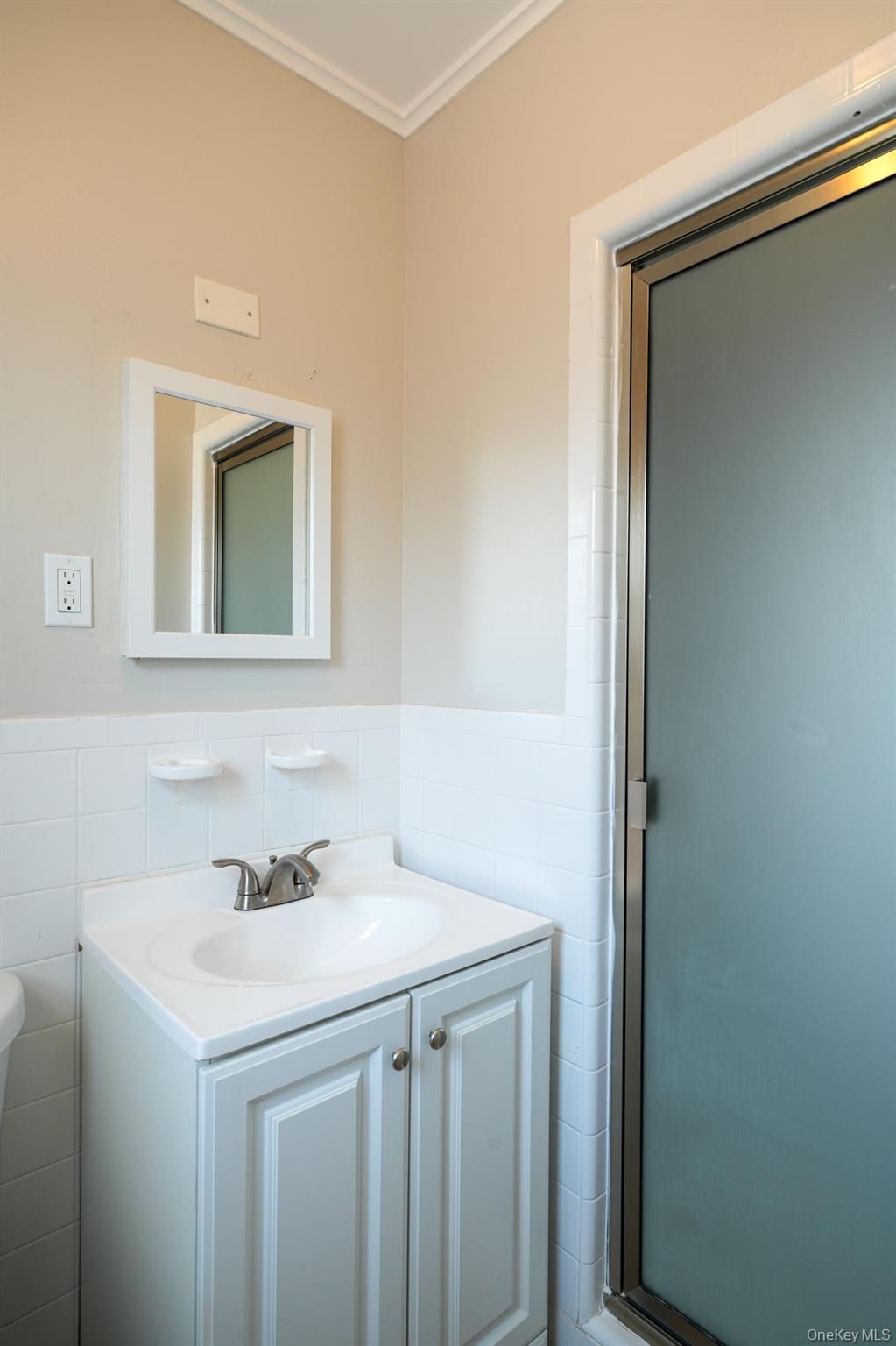 59 Troy Avenue Upper Property Photo 26