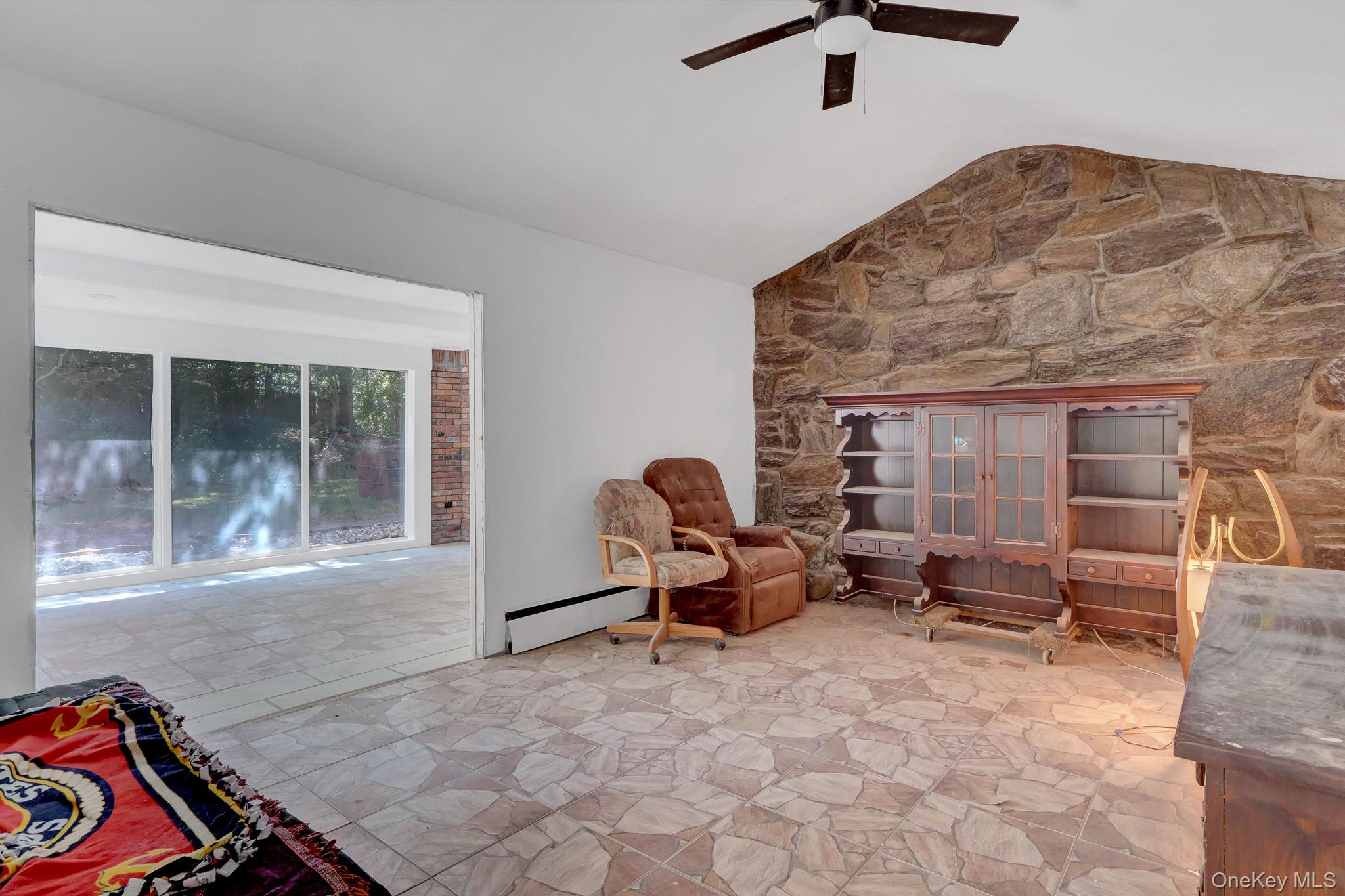 6 Stonington Circle Property Photo 10