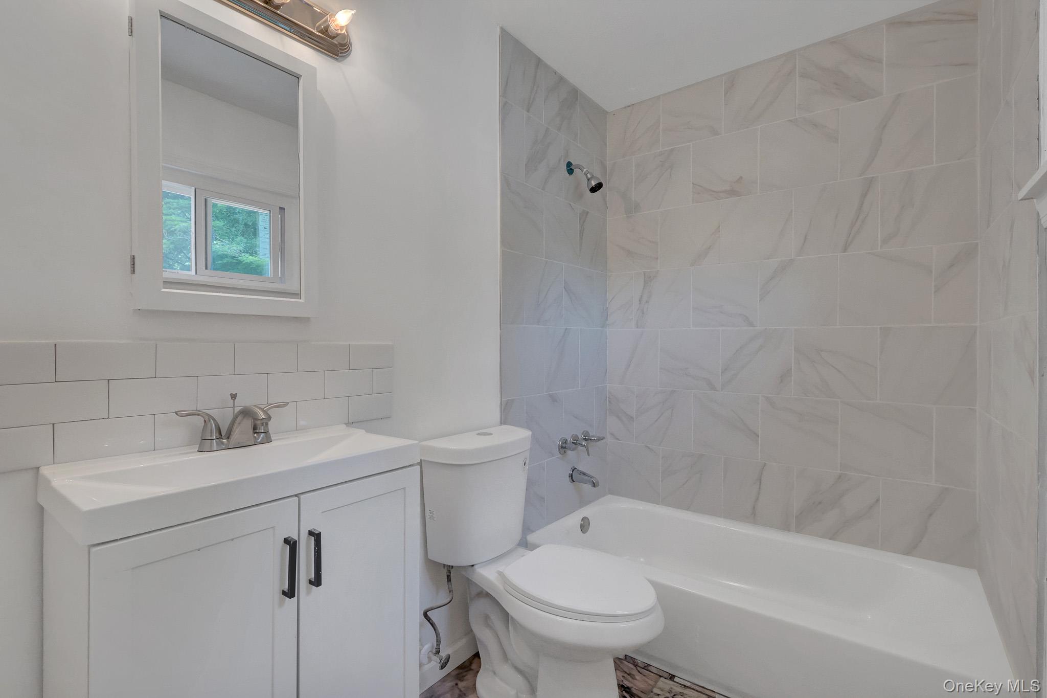 6 Stonington Circle Property Photo 12