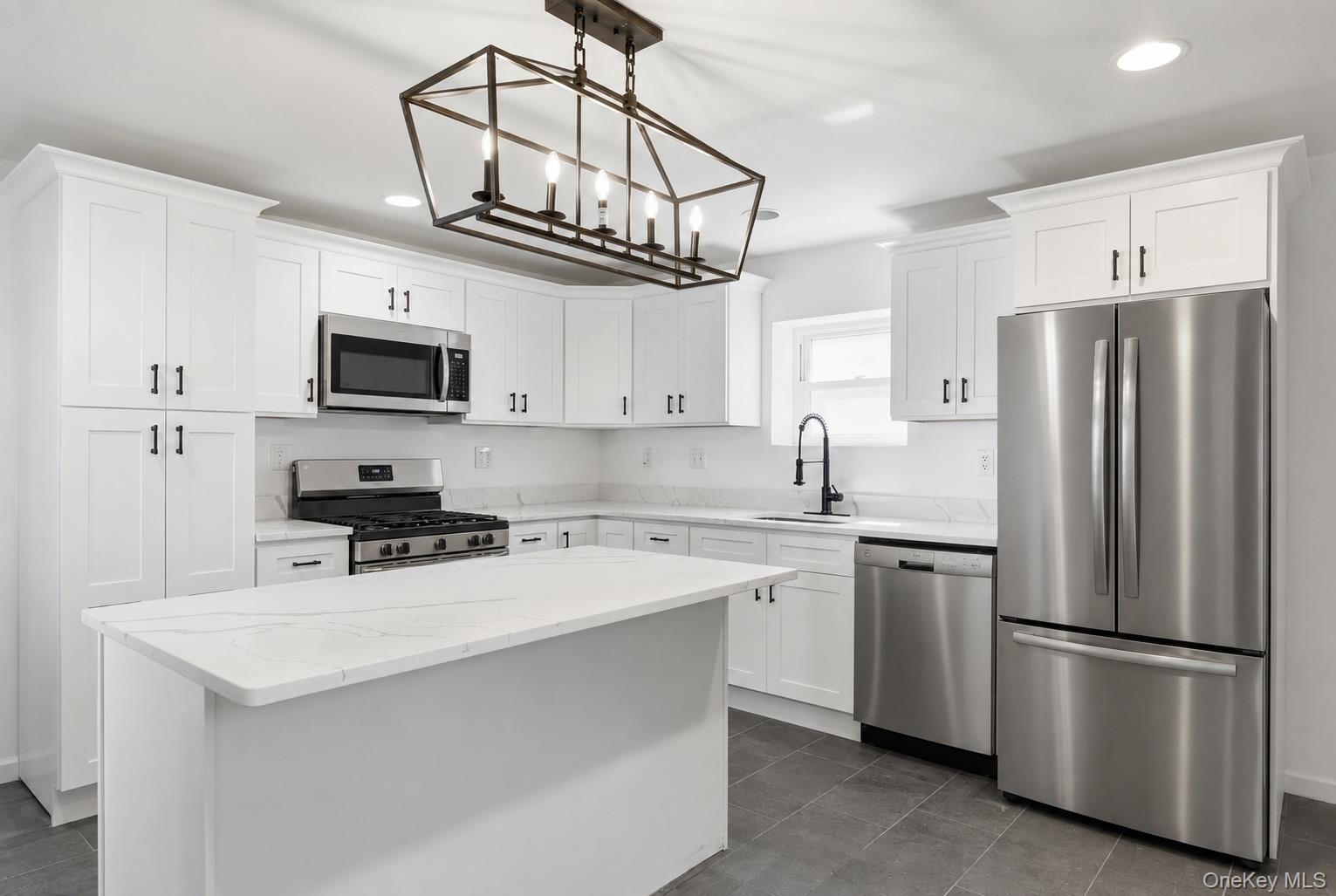 13 Muller Avenue Property Photo 3