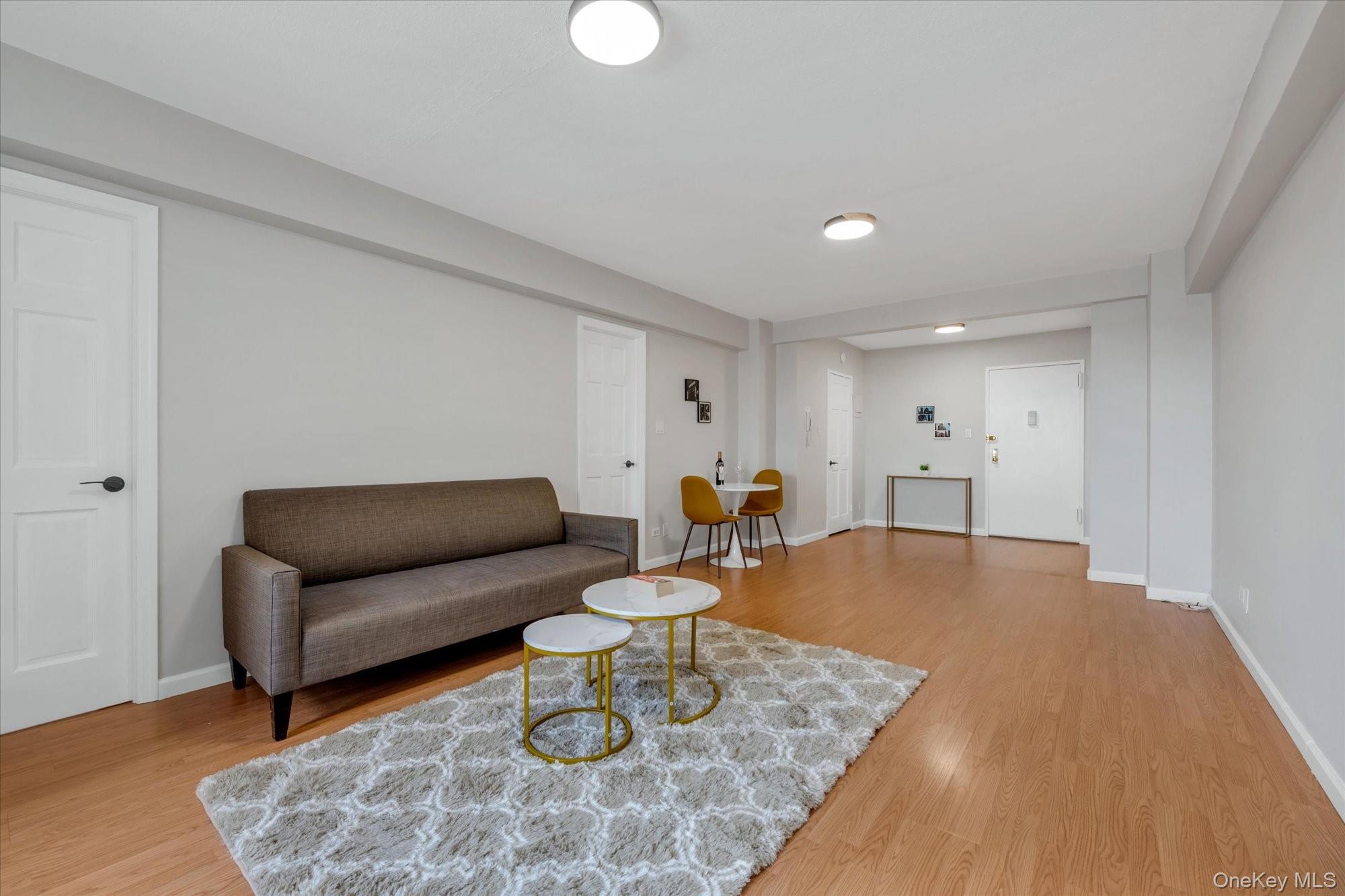 107-40 Queens Boulevard 12g Property Photo 7