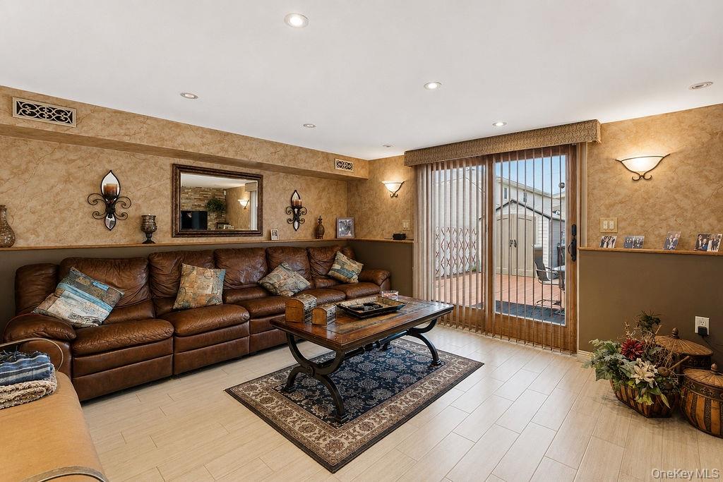 159-48 91st Street Property Photo 17