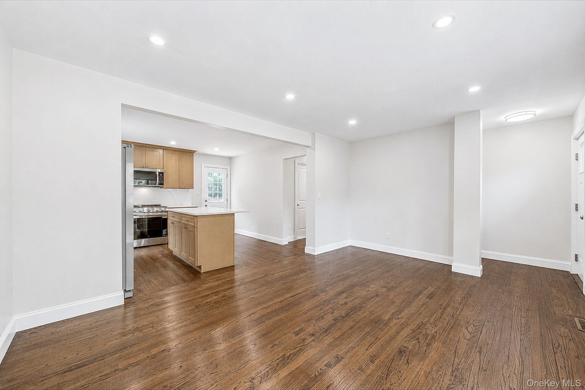 245 Melville Road Property Photo 5