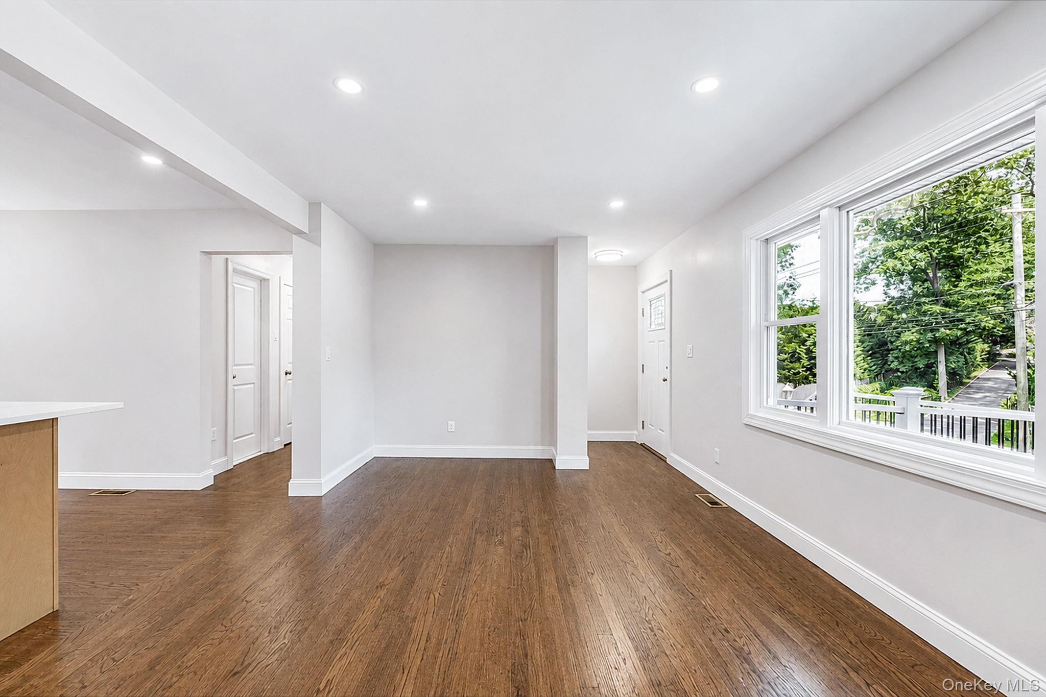 245 Melville Road Property Photo 6