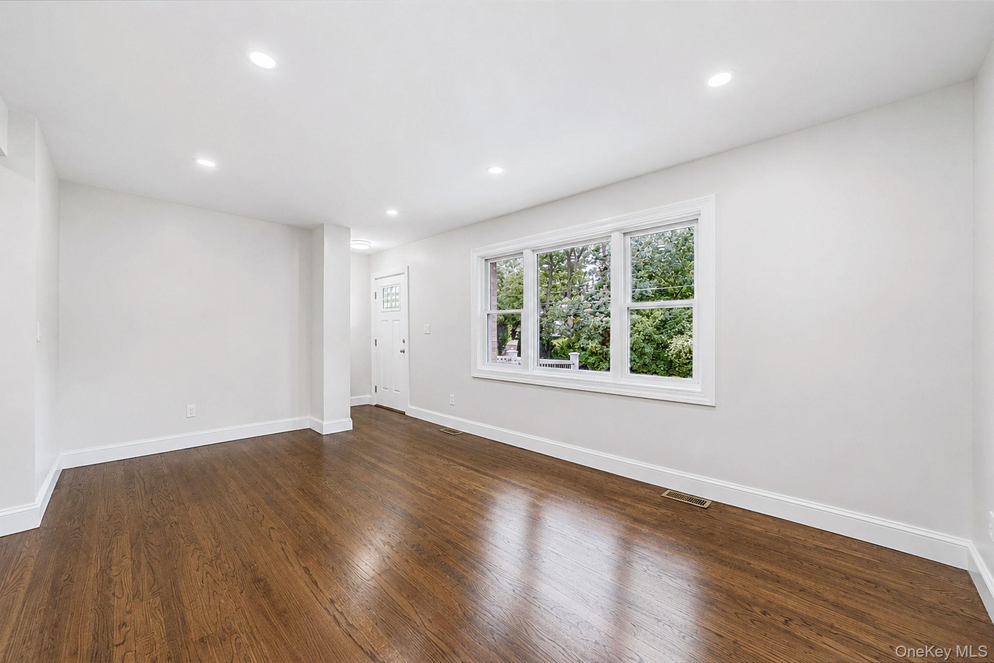 245 Melville Road Property Photo 7