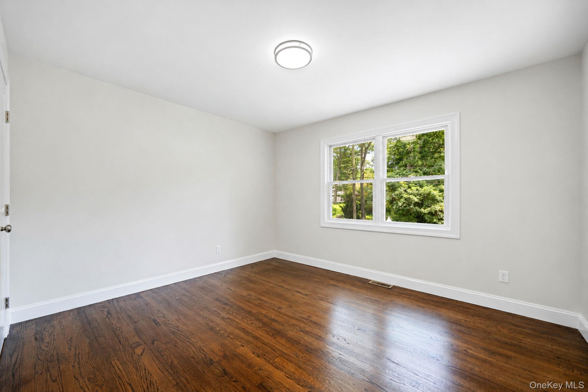 245 Melville Road Property Photo 15