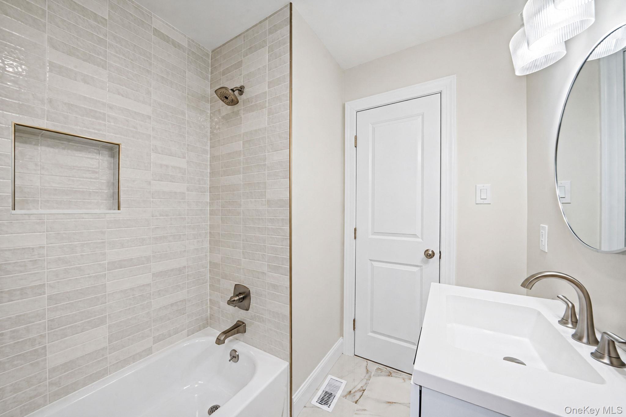 245 Melville Road Property Photo 27