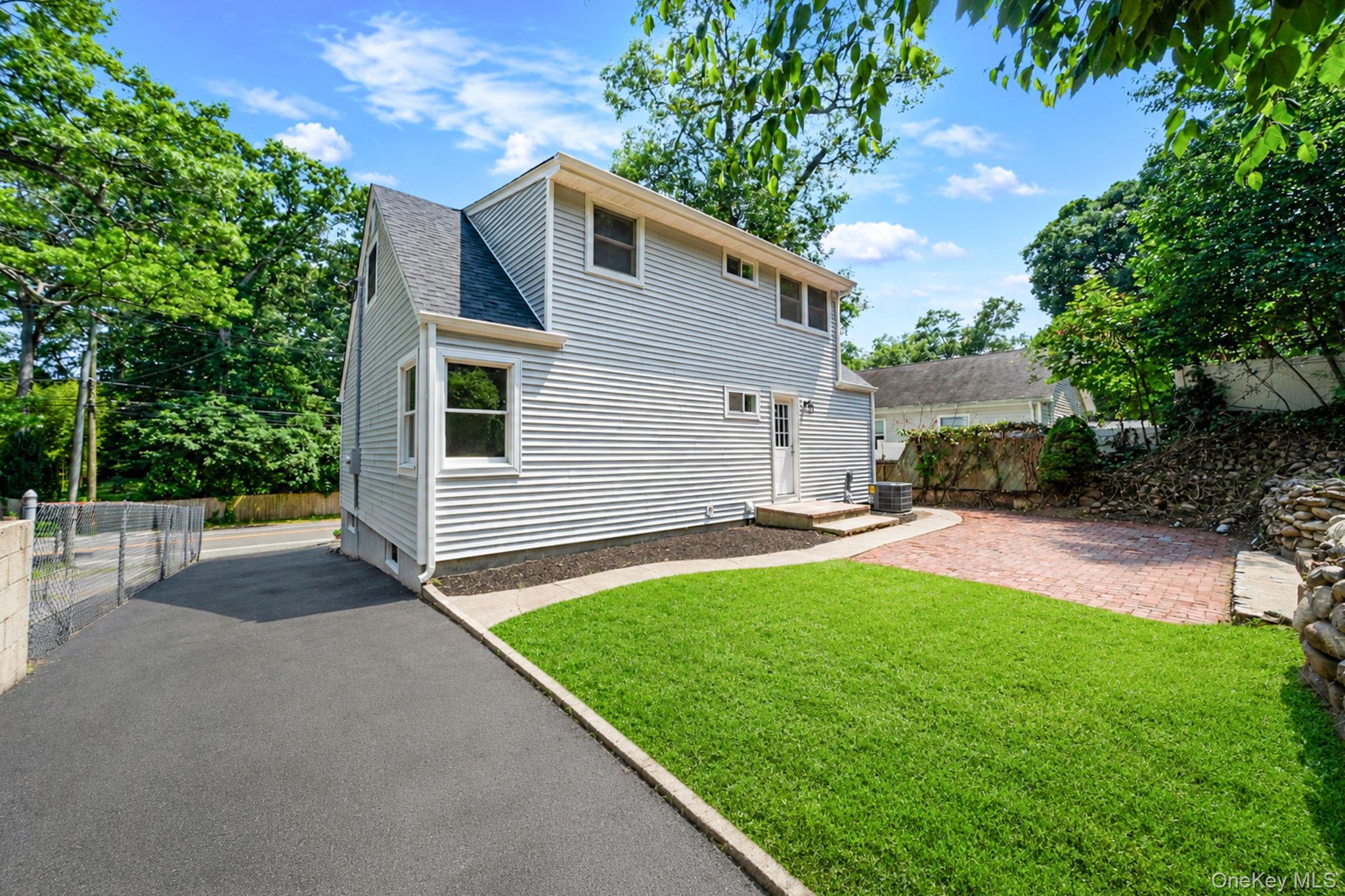 245 Melville Road Property Photo 32