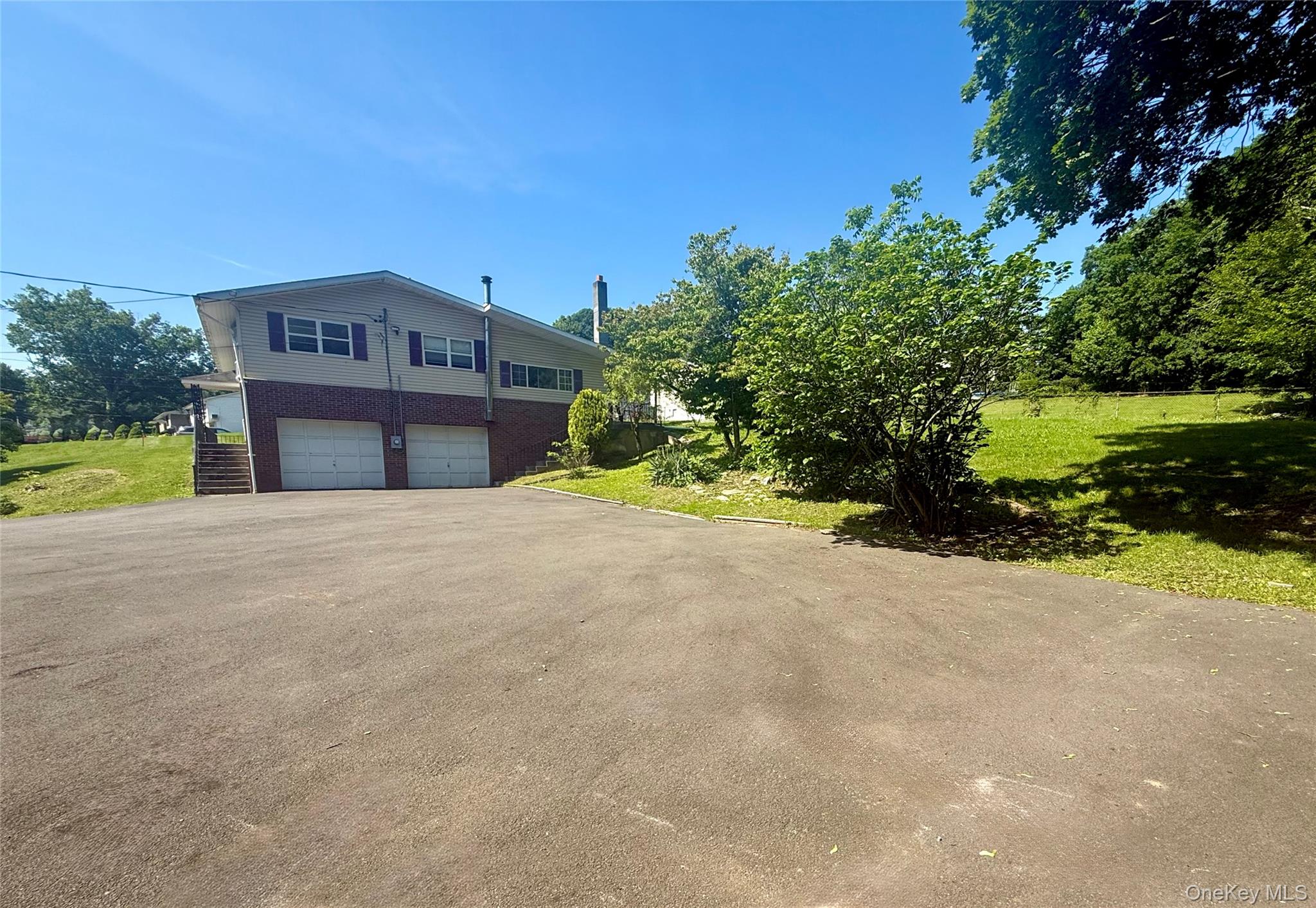231 Highland Avenue Property Photo 6