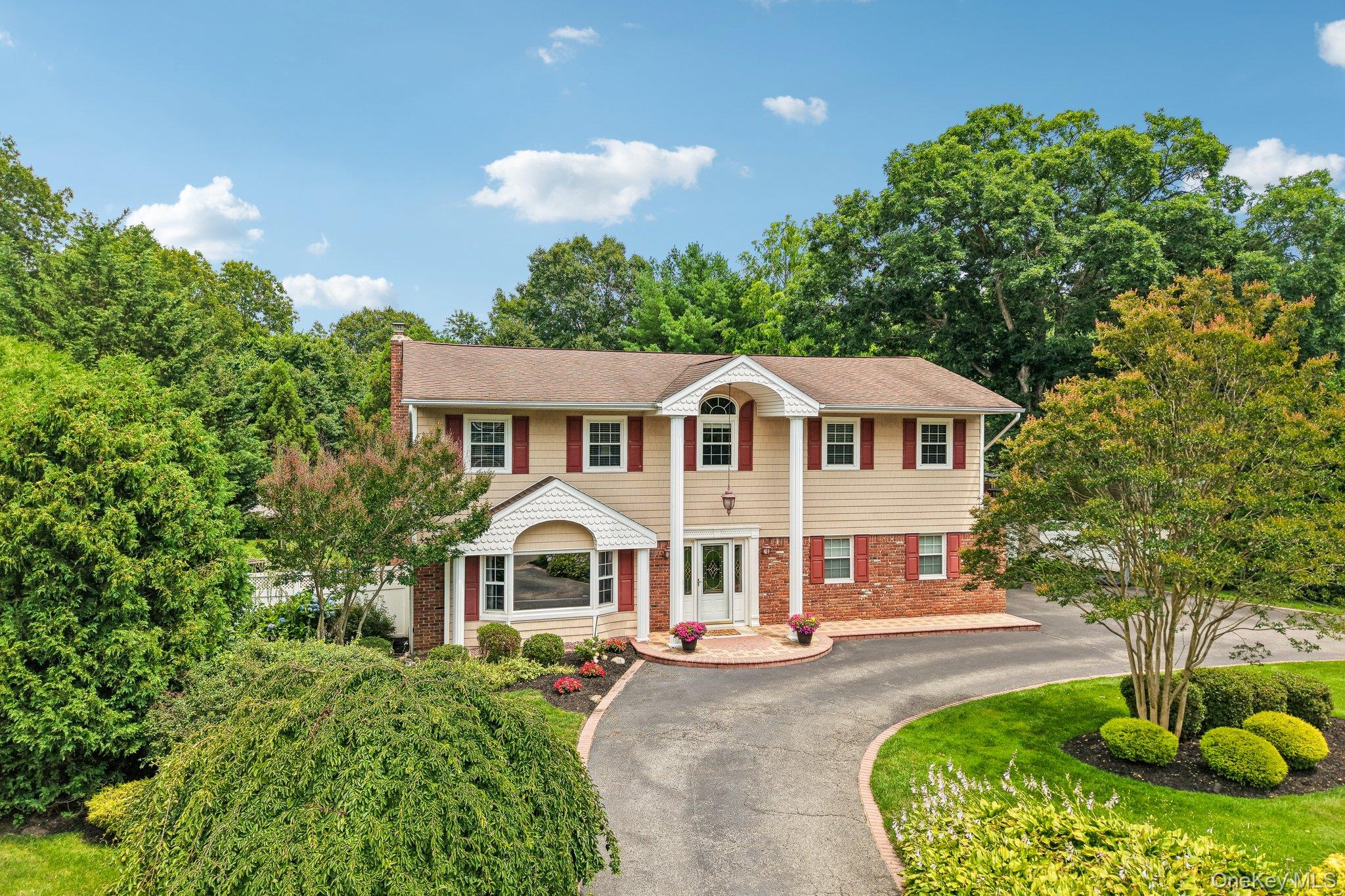 14 Thrush Court Property Photo 1