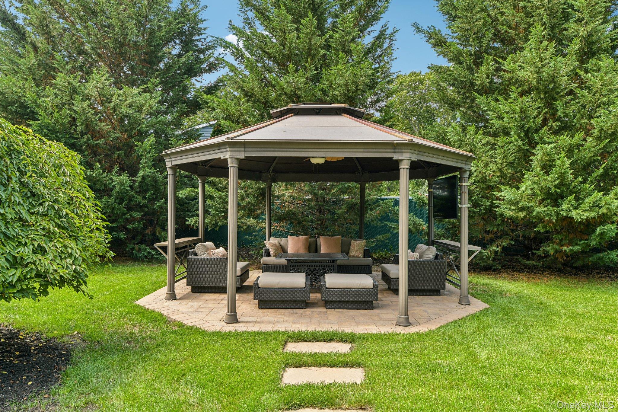 14 Thrush Court Property Photo 35