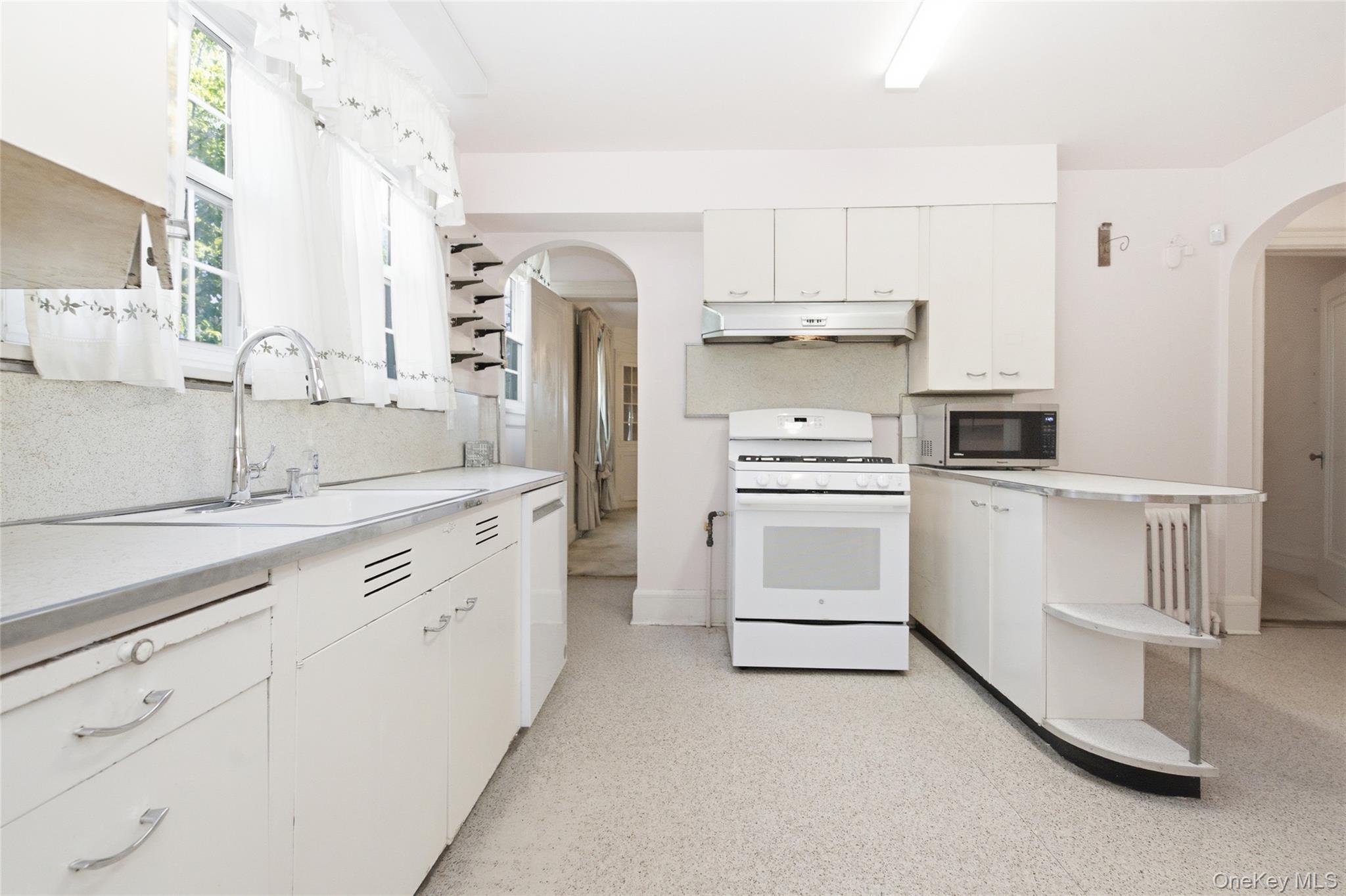 9 Leith Place Property Photo 8