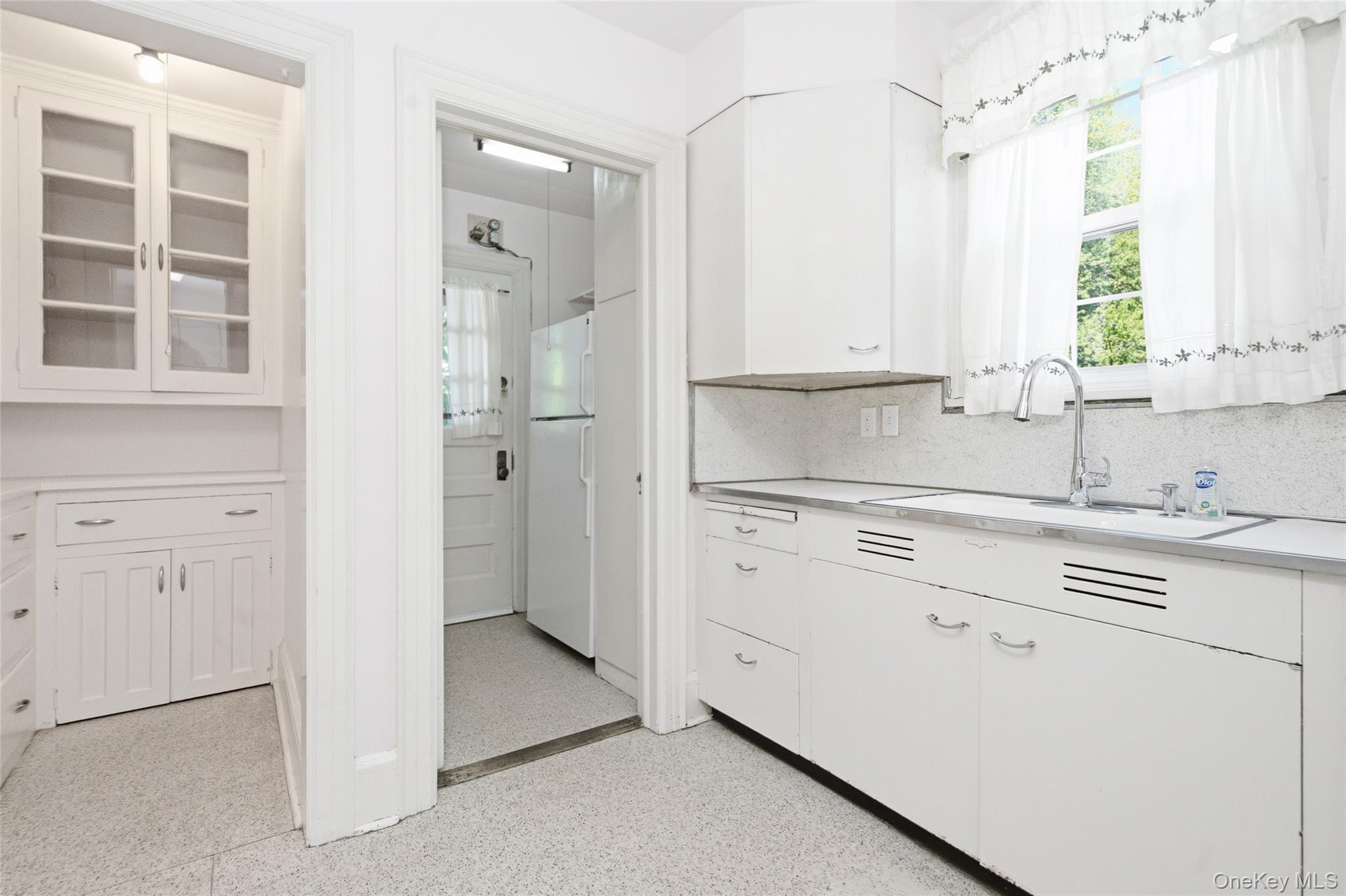 9 Leith Place Property Photo 14