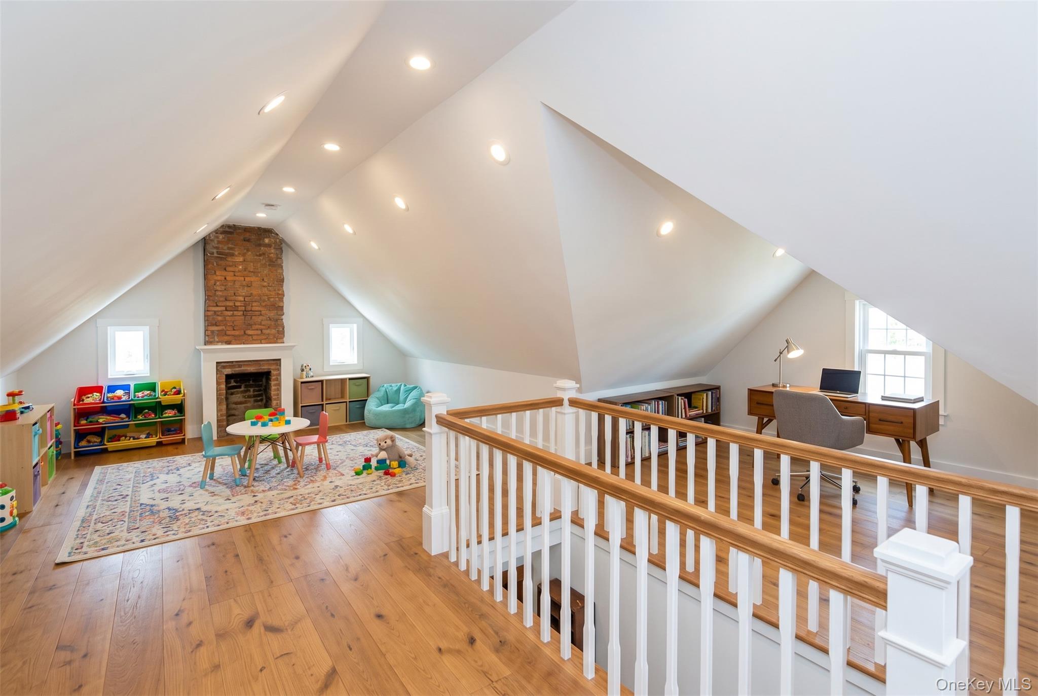 9 Leith Place Property Photo 31