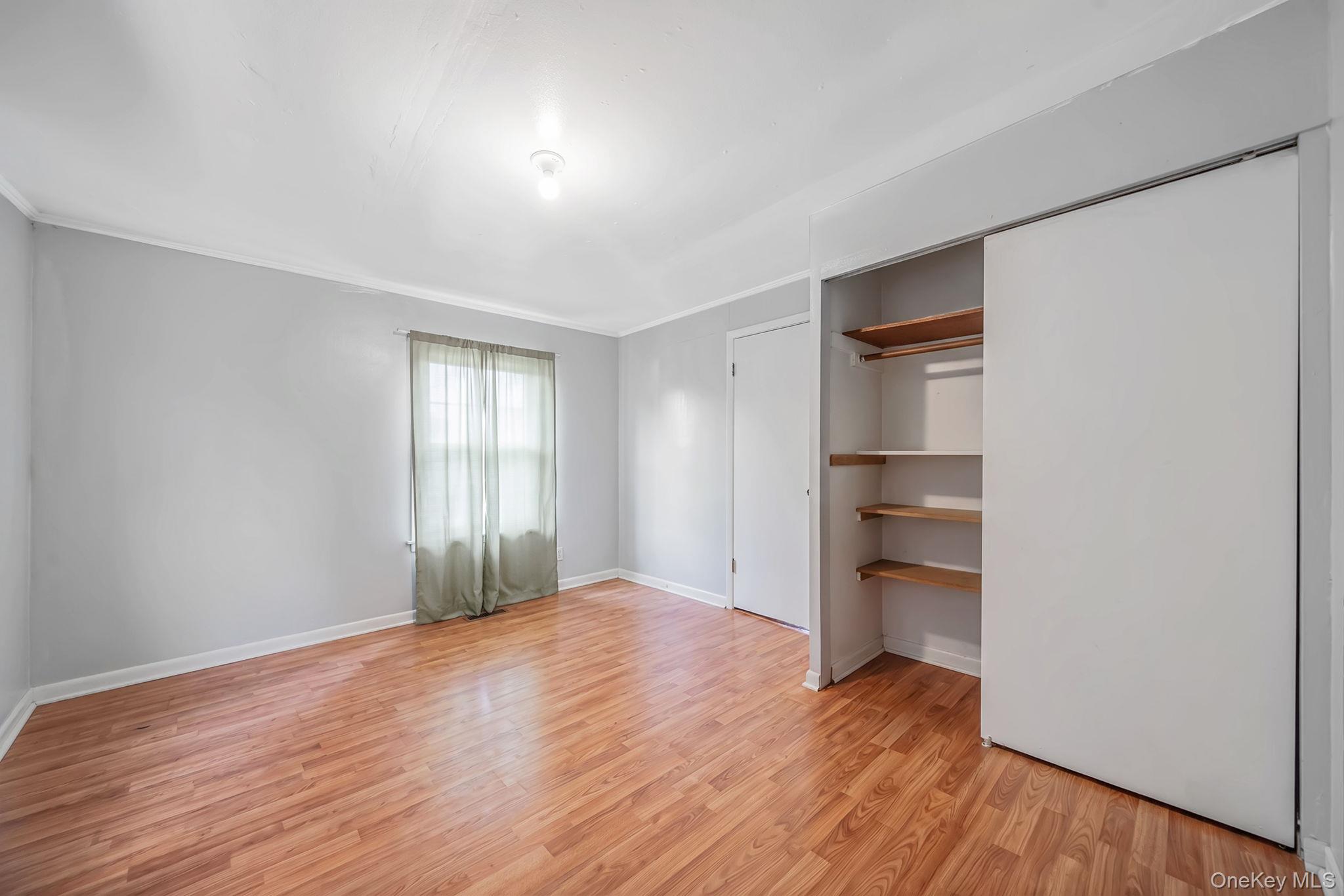 366 Albany Avenue Property Photo 13