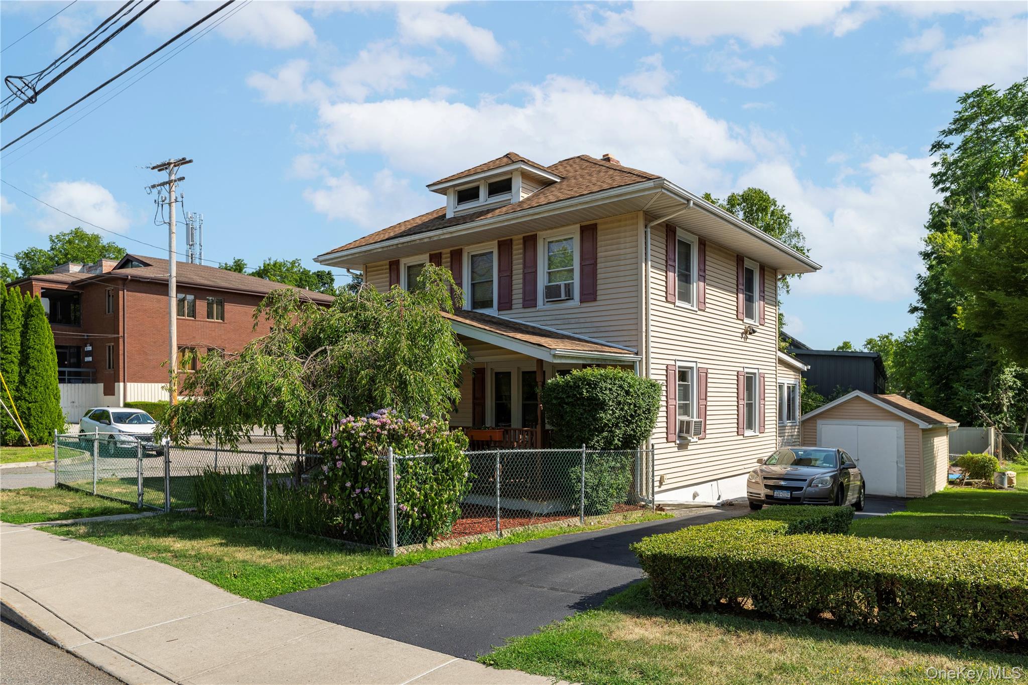 119 Rombout Avenue