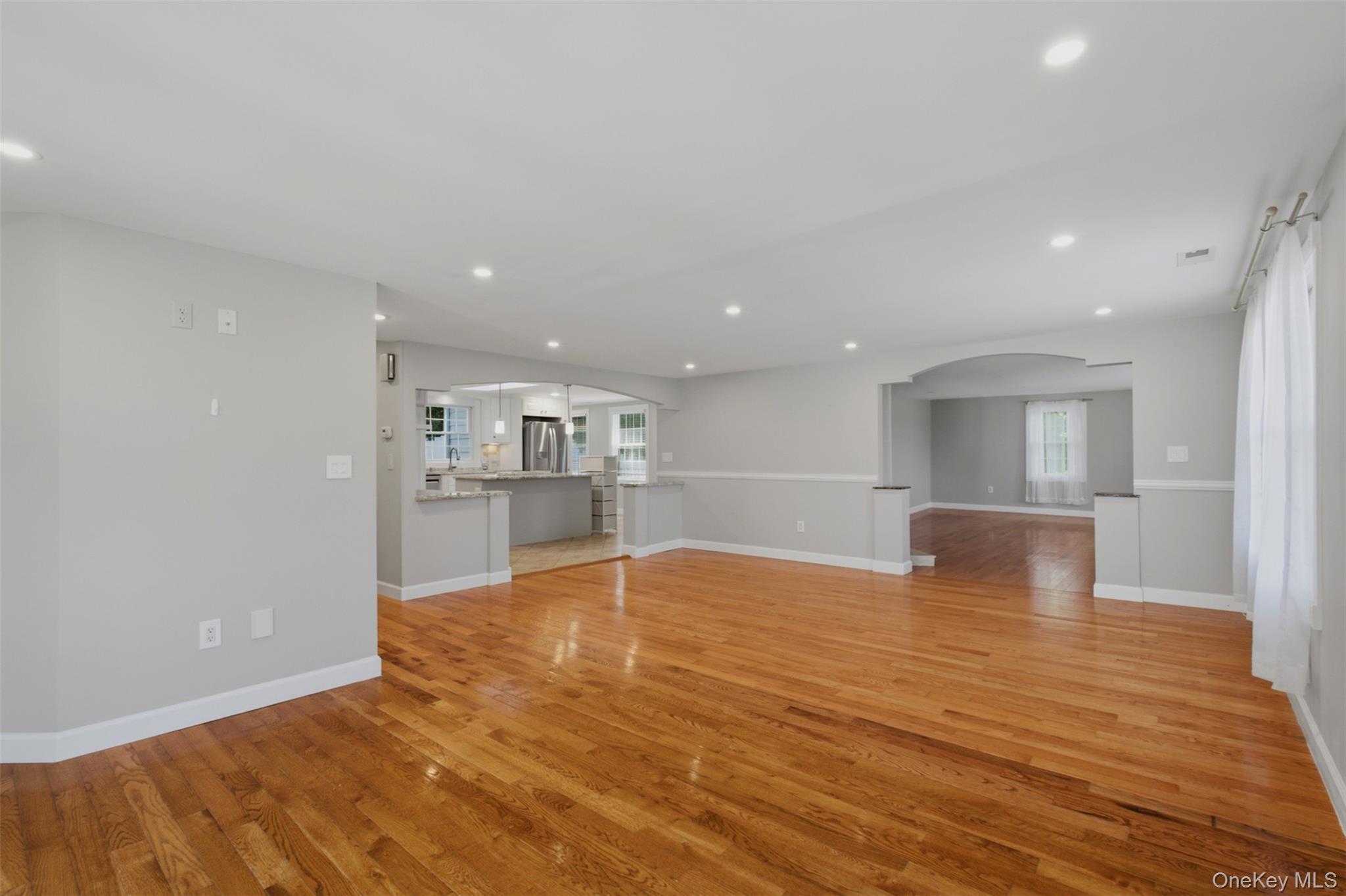 12 Leeside Road Property Photo 12