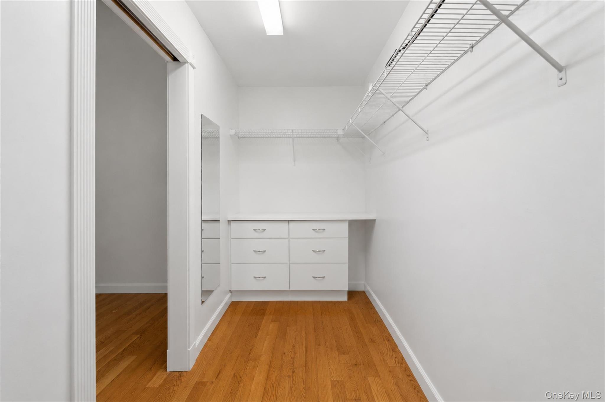 12 Leeside Road Property Photo 22