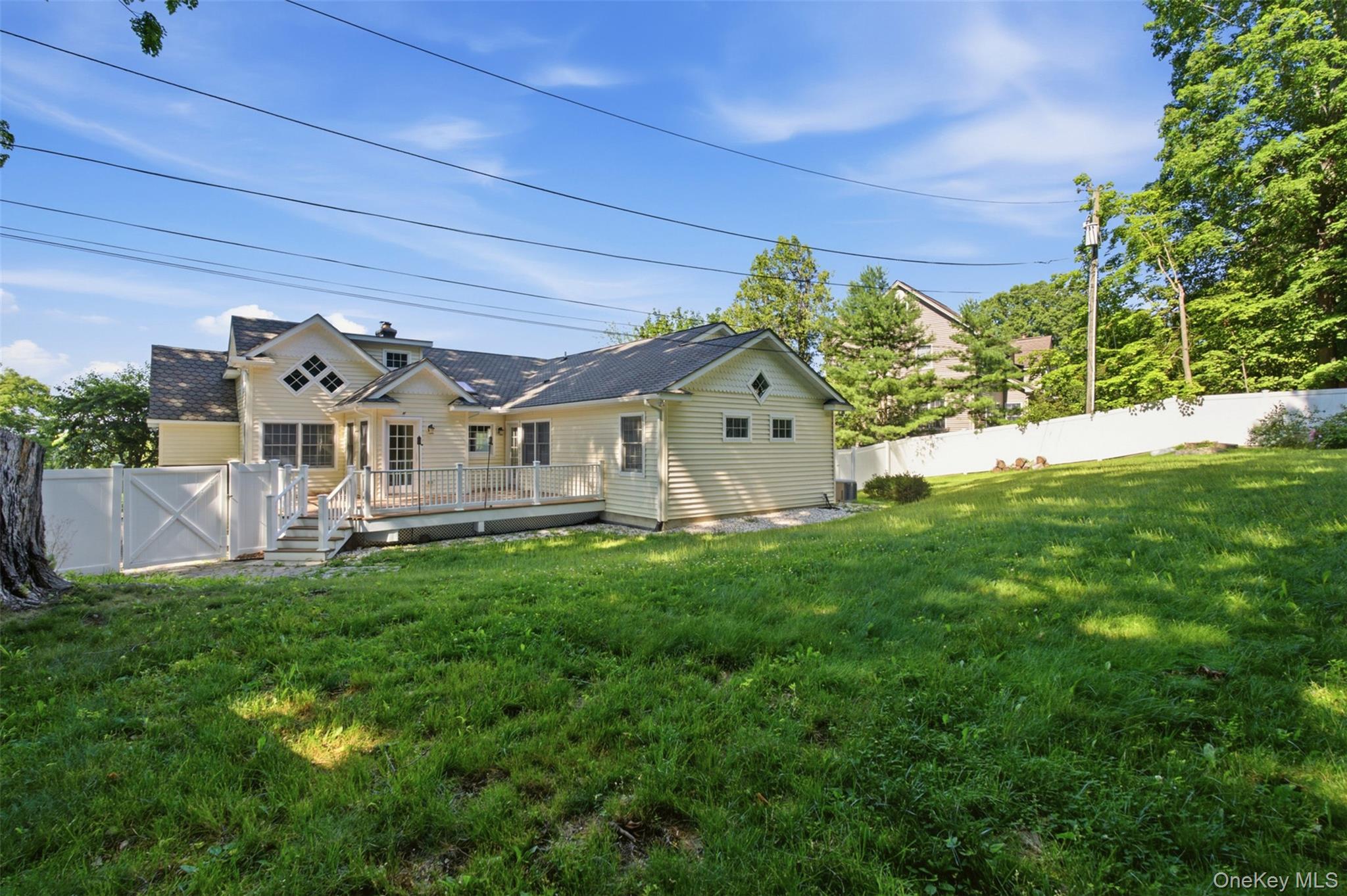 12 Leeside Road Property Photo 35