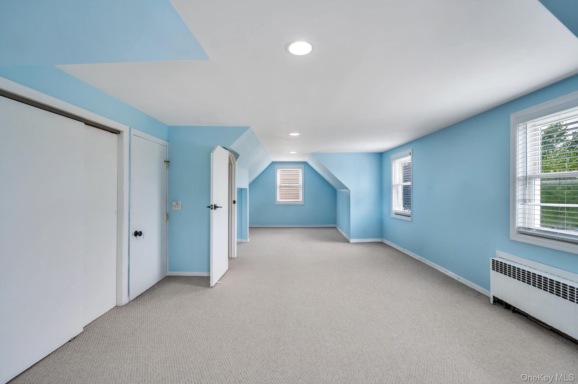52 Yorktown Street Property Photo 28