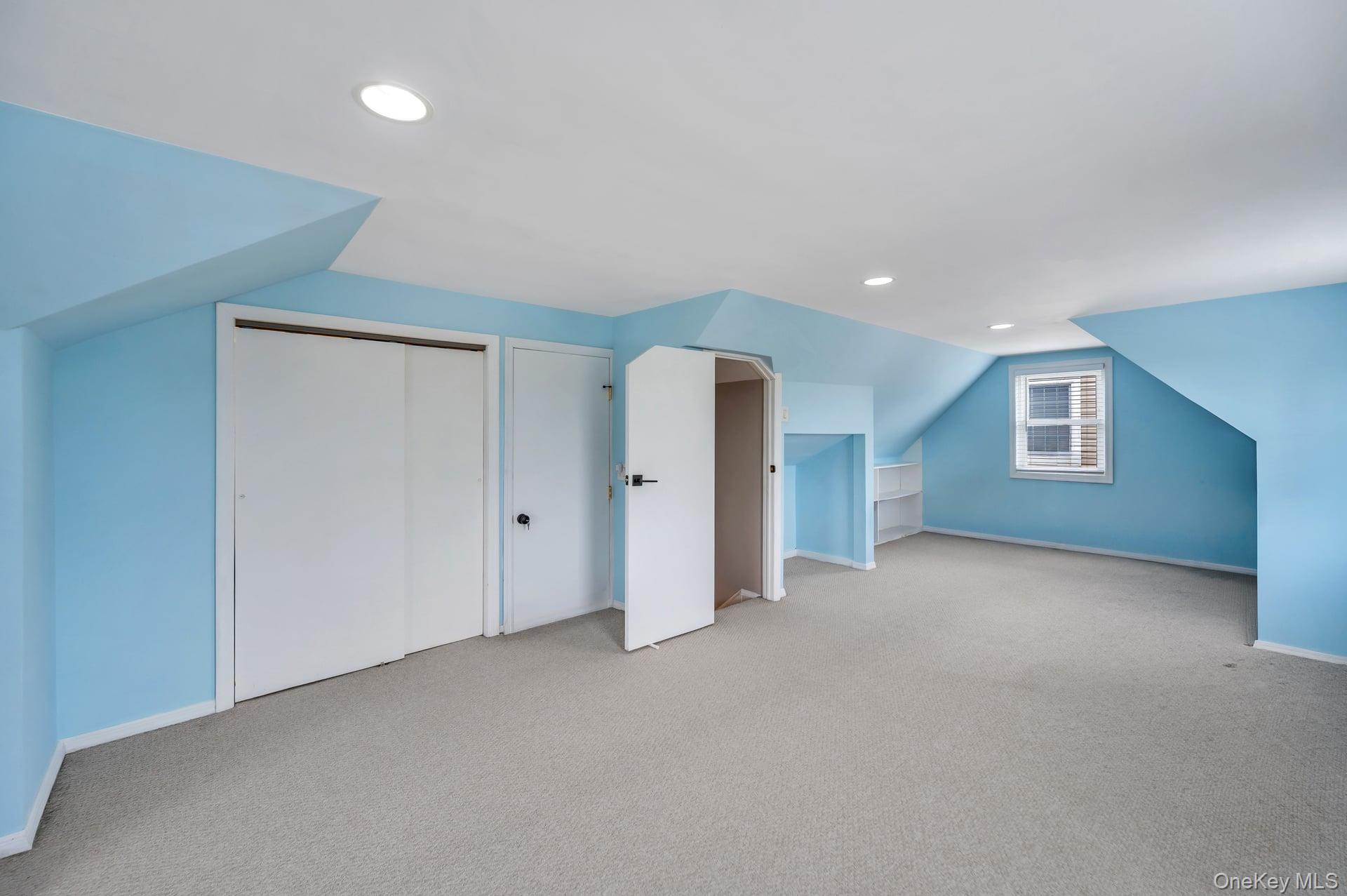 52 Yorktown Street Property Photo 29