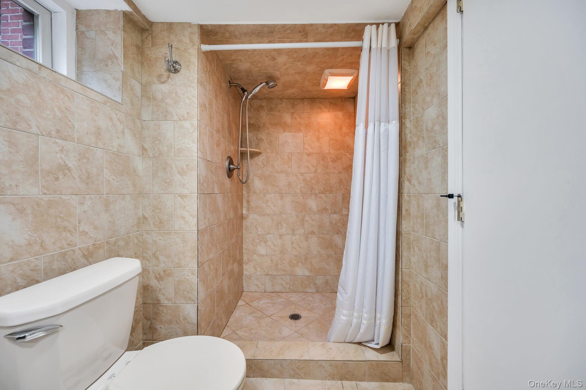 52 Yorktown Street Property Photo 31
