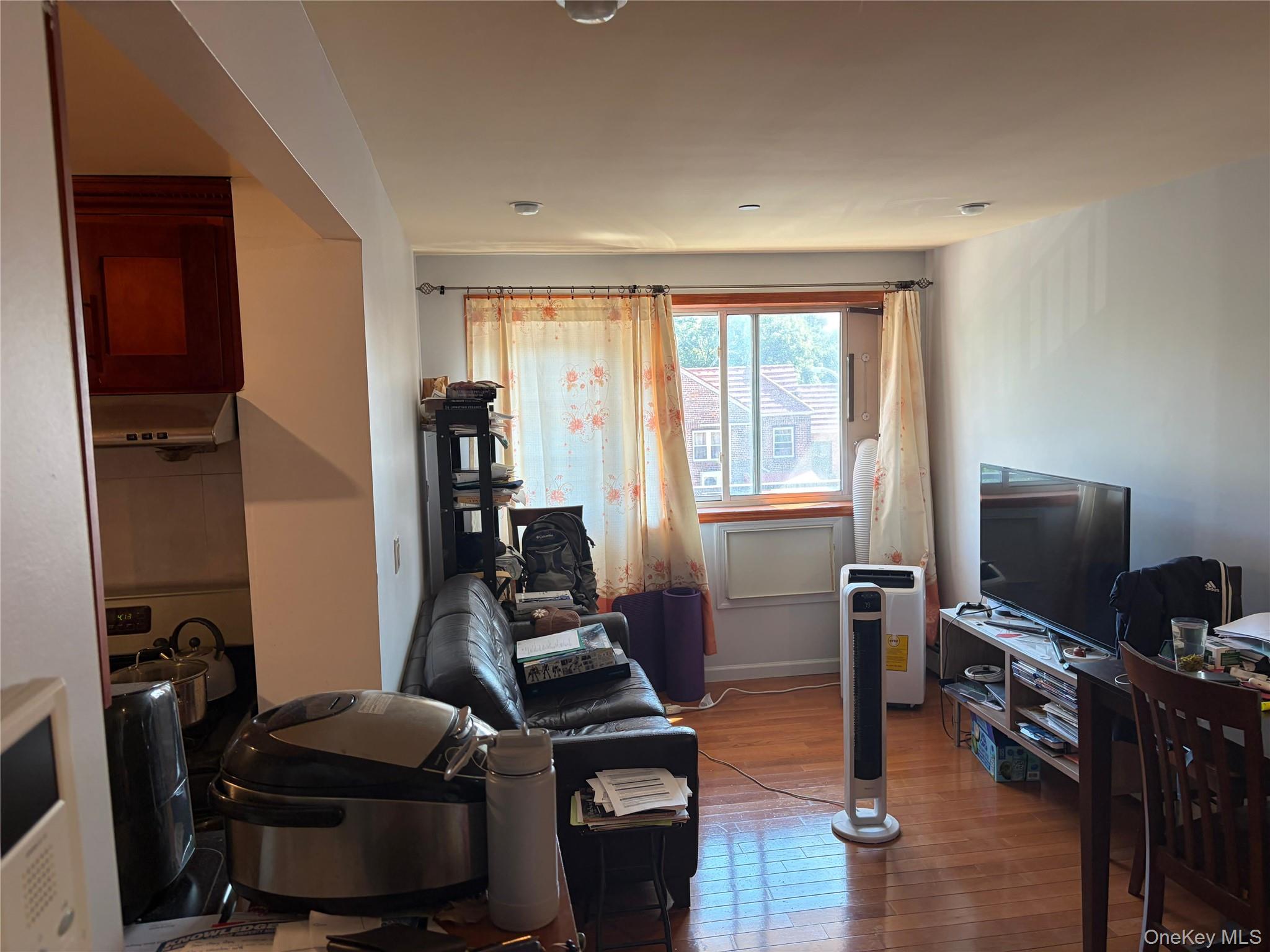 64-63 Austin Street 3b Property Photo 2