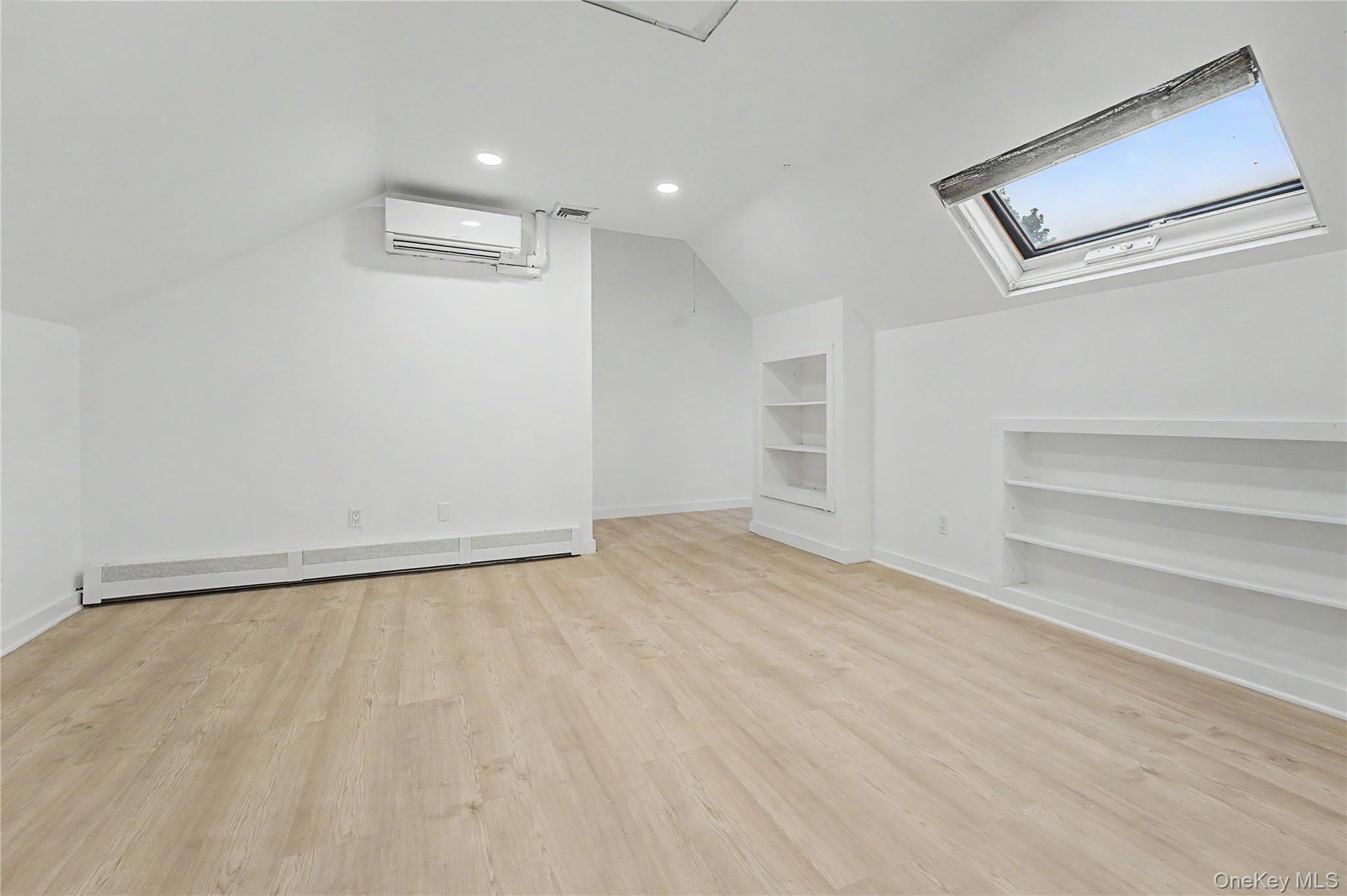 6 Regal Lane Property Photo 7