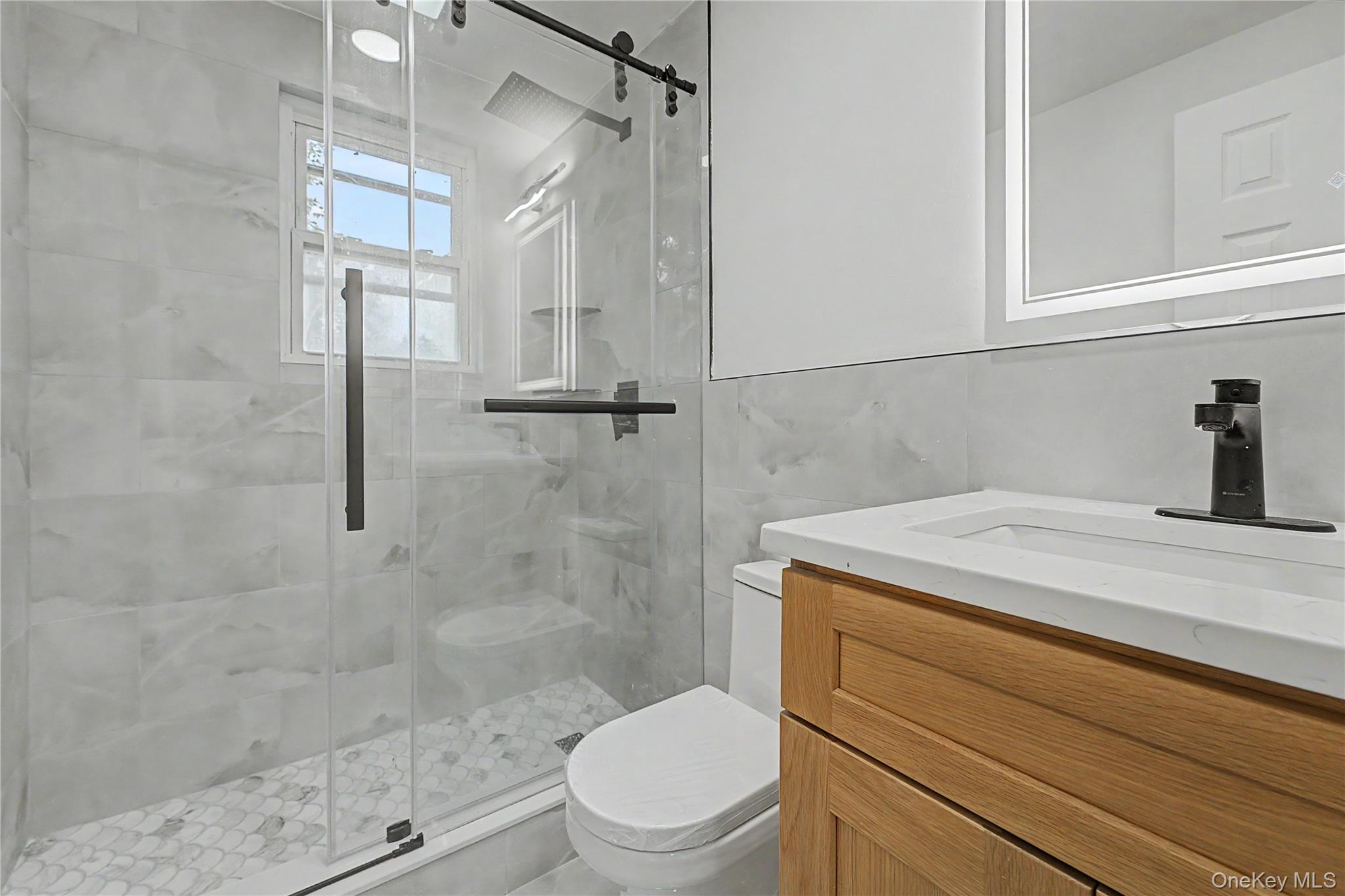 6 Regal Lane Property Photo 9