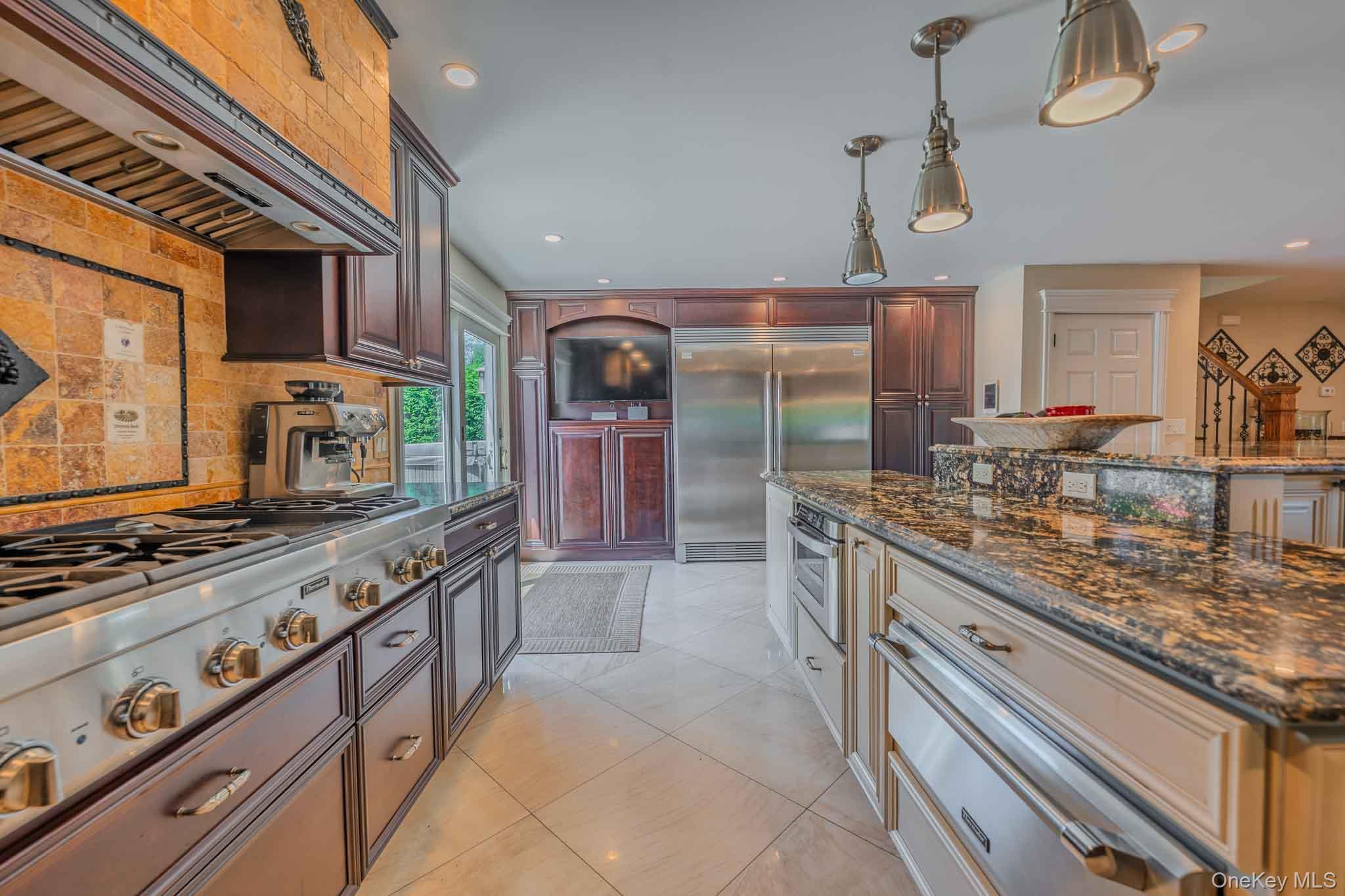 8 Feather Lane Property Photo 14