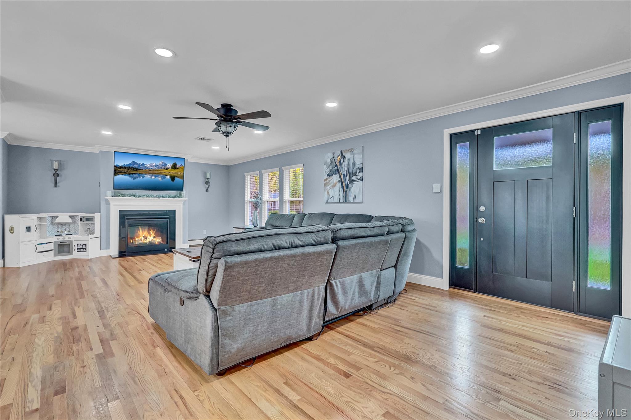 4 Saint Marks Place Property Photo 12