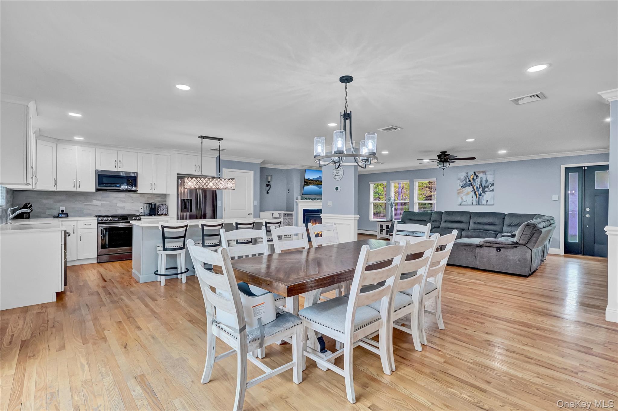 4 Saint Marks Place Property Photo 17