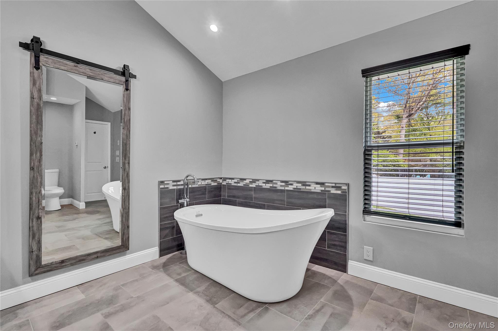 4 Saint Marks Place Property Photo 28