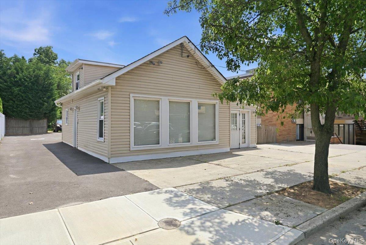 2169 Wantagh Avenue Property Photo 1