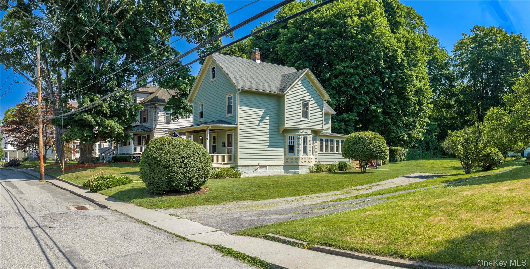 17 Spring Street Property Photo 3