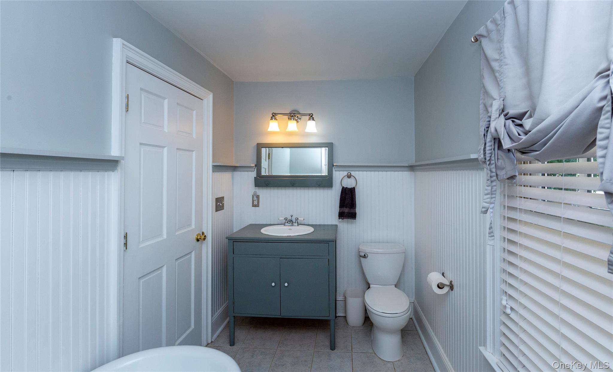 17 Spring Street Property Photo 33