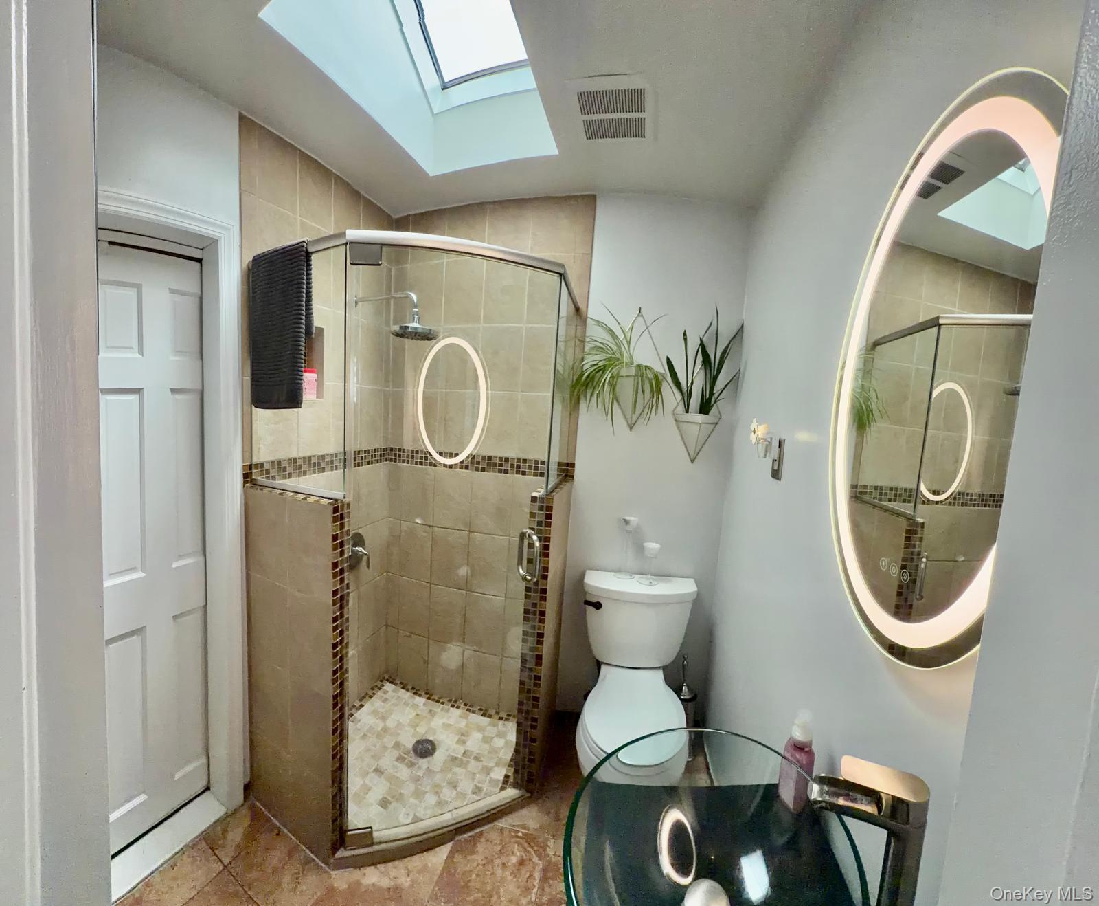 46 E Melrose Street Property Photo 8
