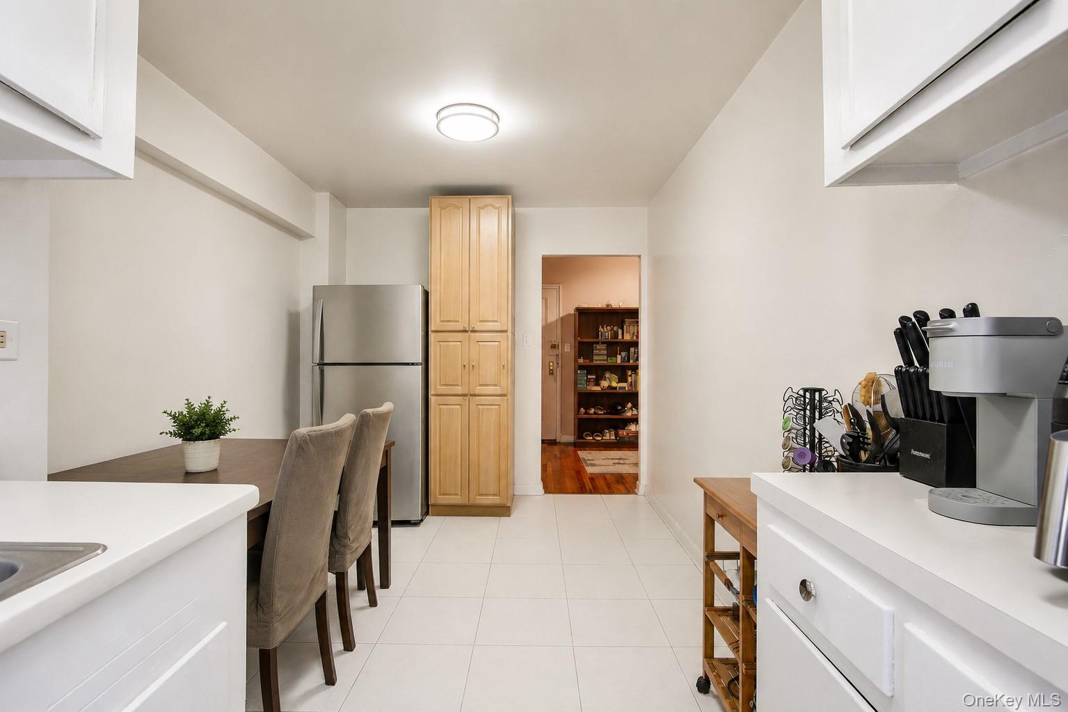 83-40 Austin Street 3x Property Photo 10