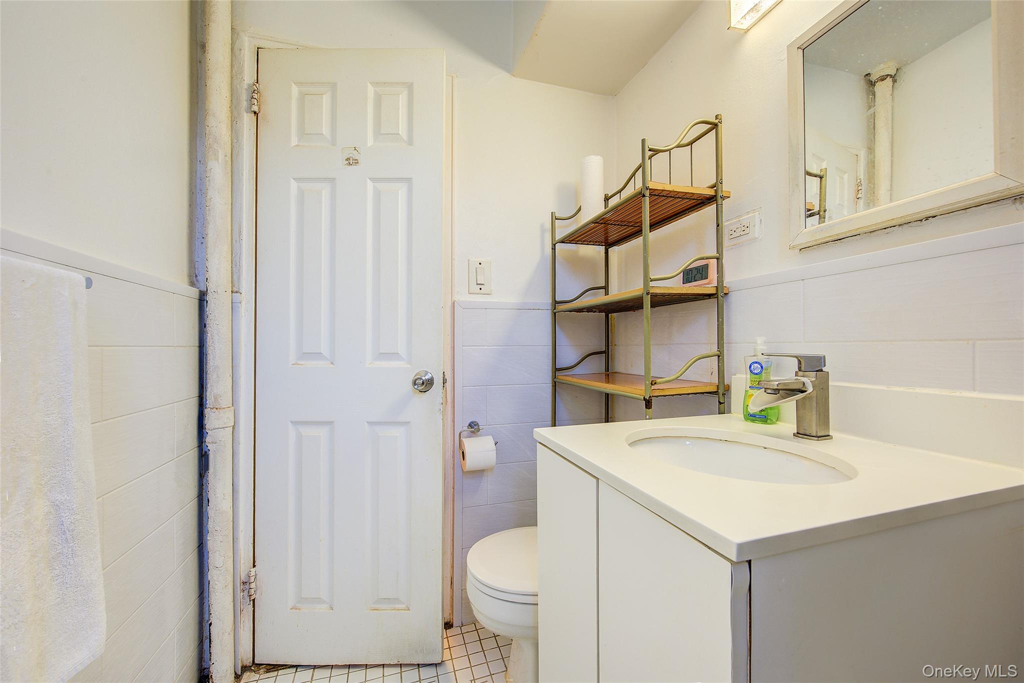 83-40 Austin Street 3x Property Photo 17