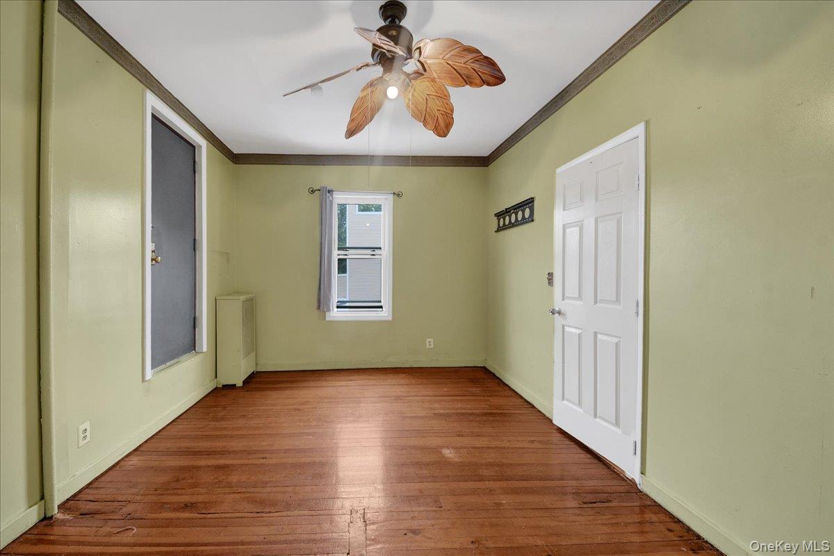 562 Underhill Avenue Property Photo 10