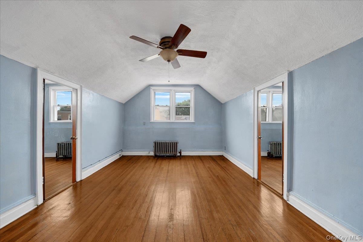 562 Underhill Avenue Property Photo 24