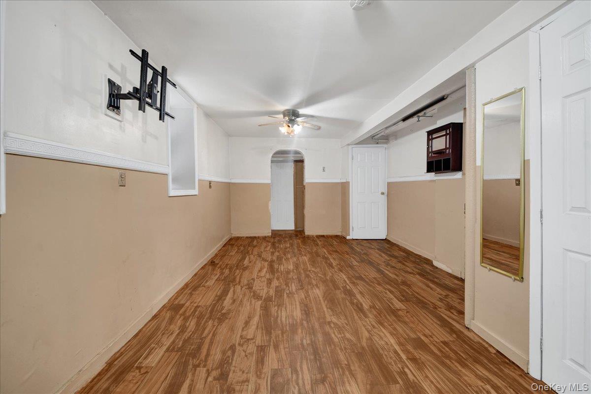 562 Underhill Avenue Property Photo 32