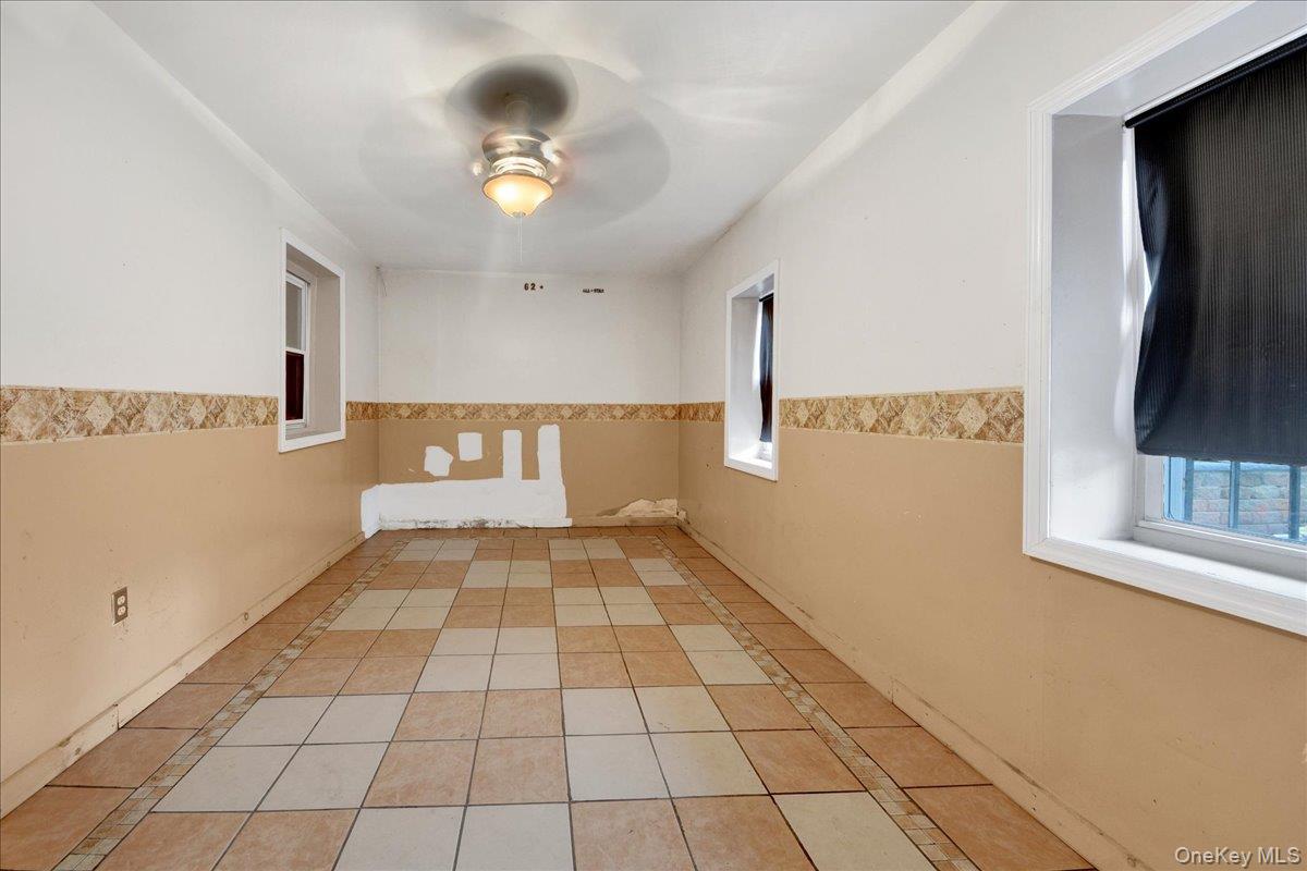 562 Underhill Avenue Property Photo 33