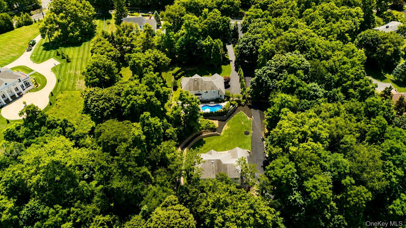 41 Cove Road Property Photo 6
