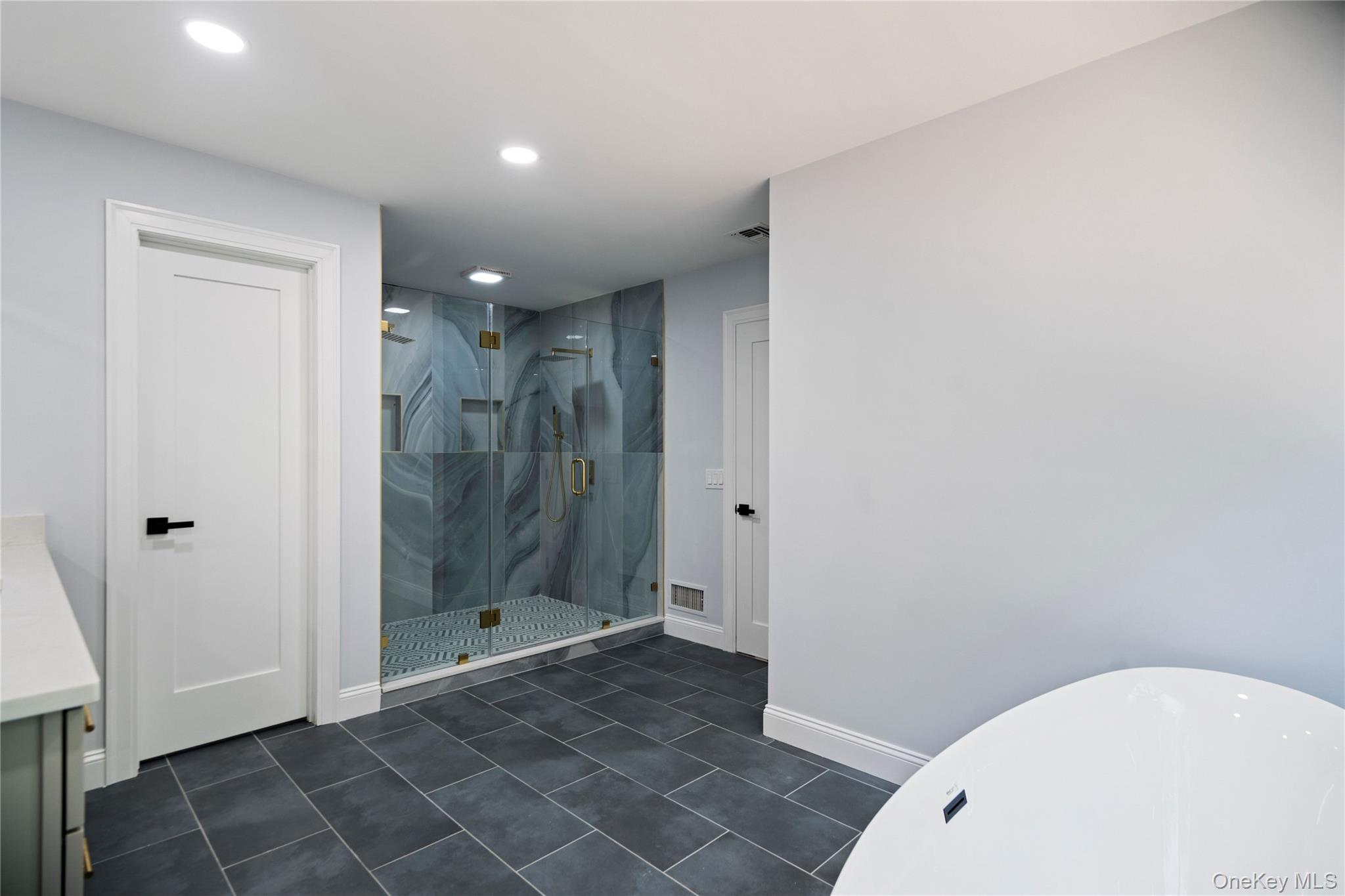 41 Cove Road Property Photo 38