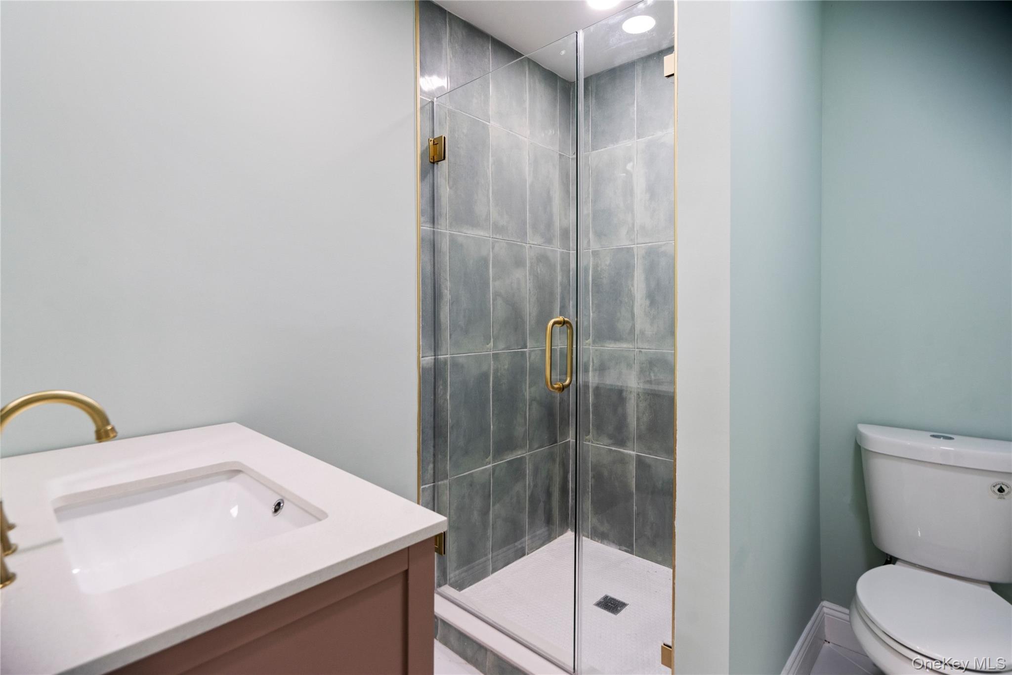 41 Cove Road Property Photo 43