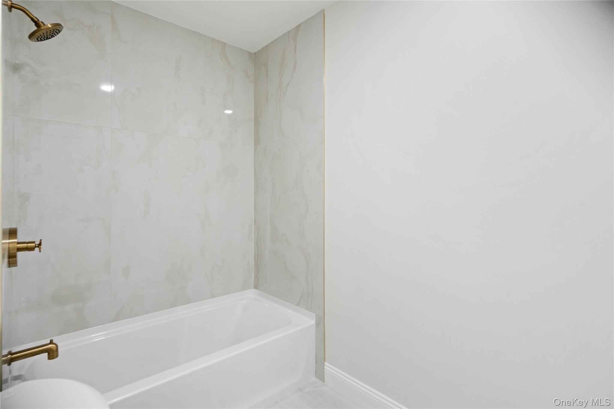 41 Cove Road Property Photo 45