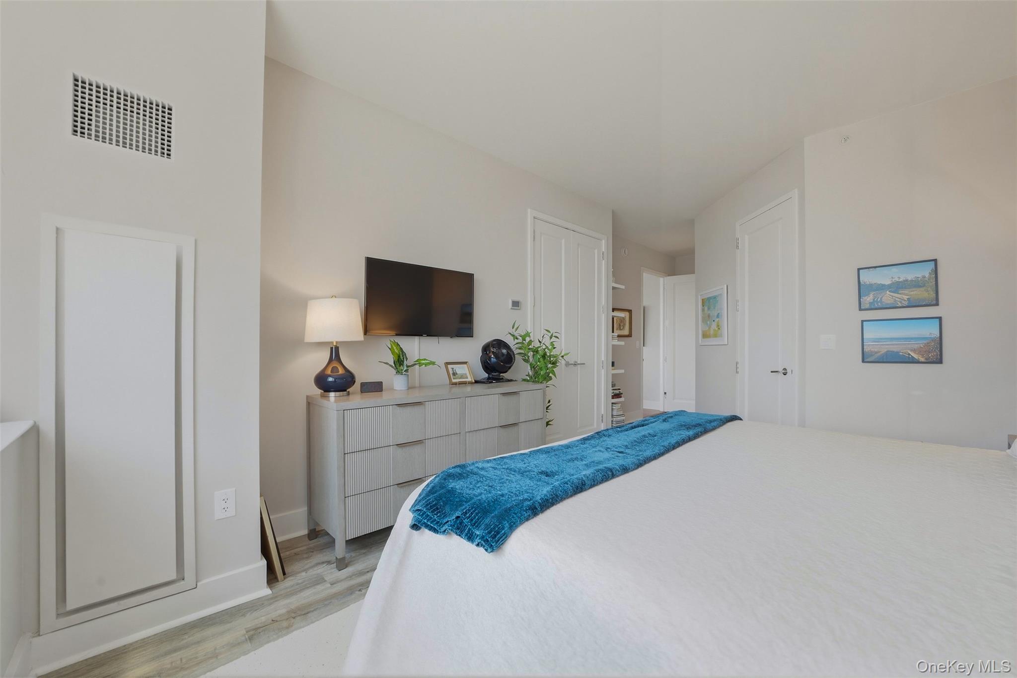 175 Huguenot Street 2503 Property Photo 21