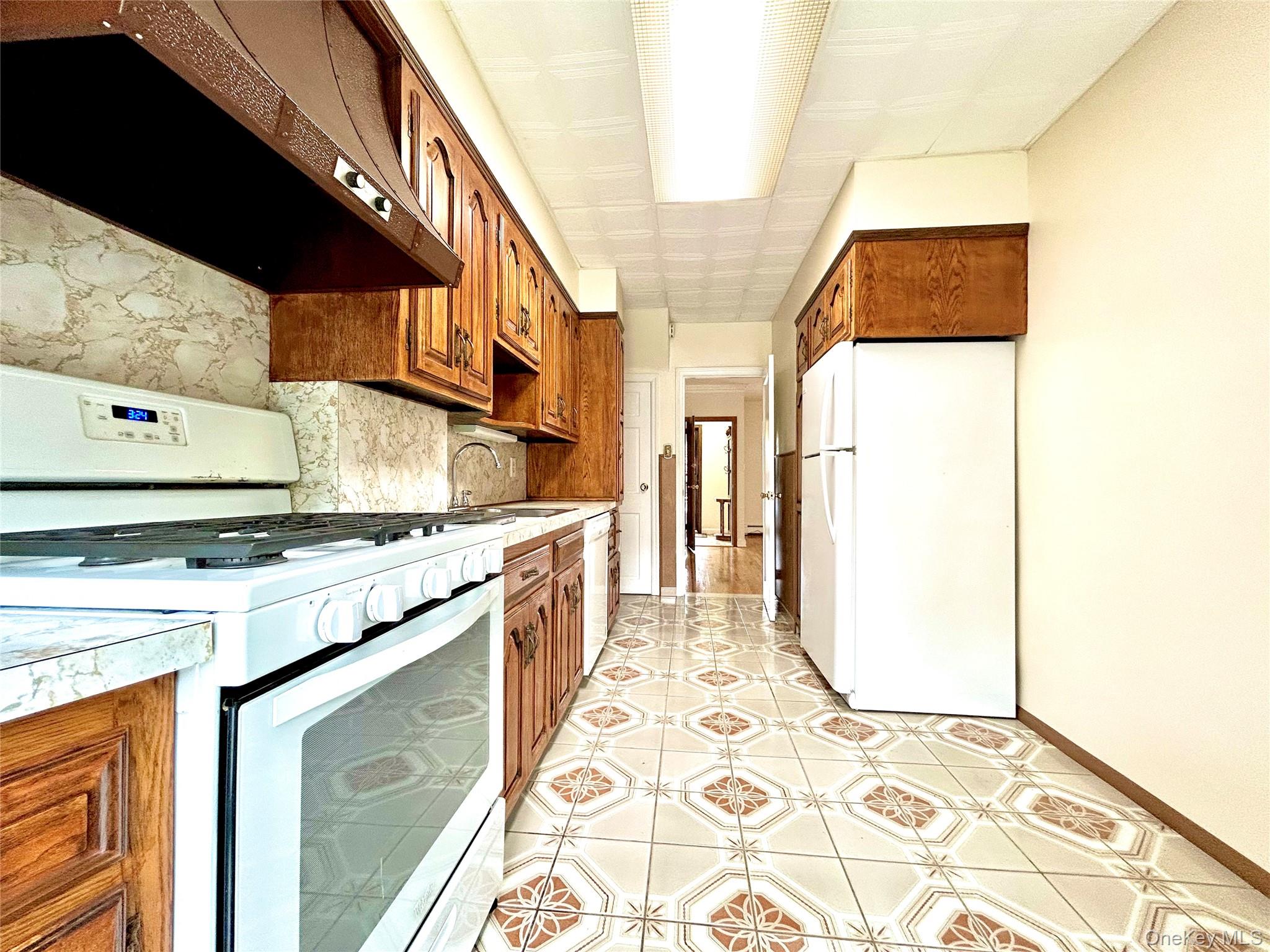 77-04 85th Street Property Photo 12